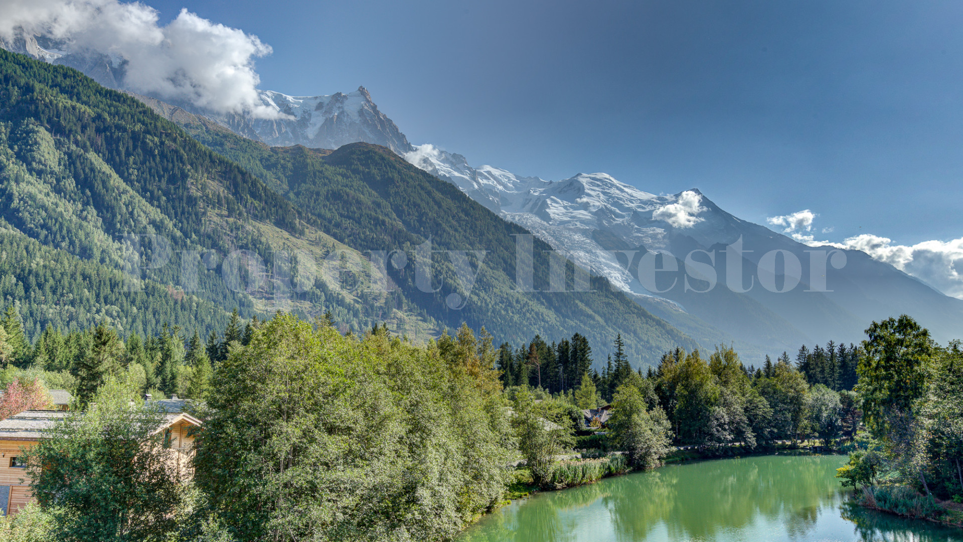 Spacious 4 Bedroom Luxury Mountain & Lake View Penthouse for Sale in Chamonix-Mont-Blanc, France