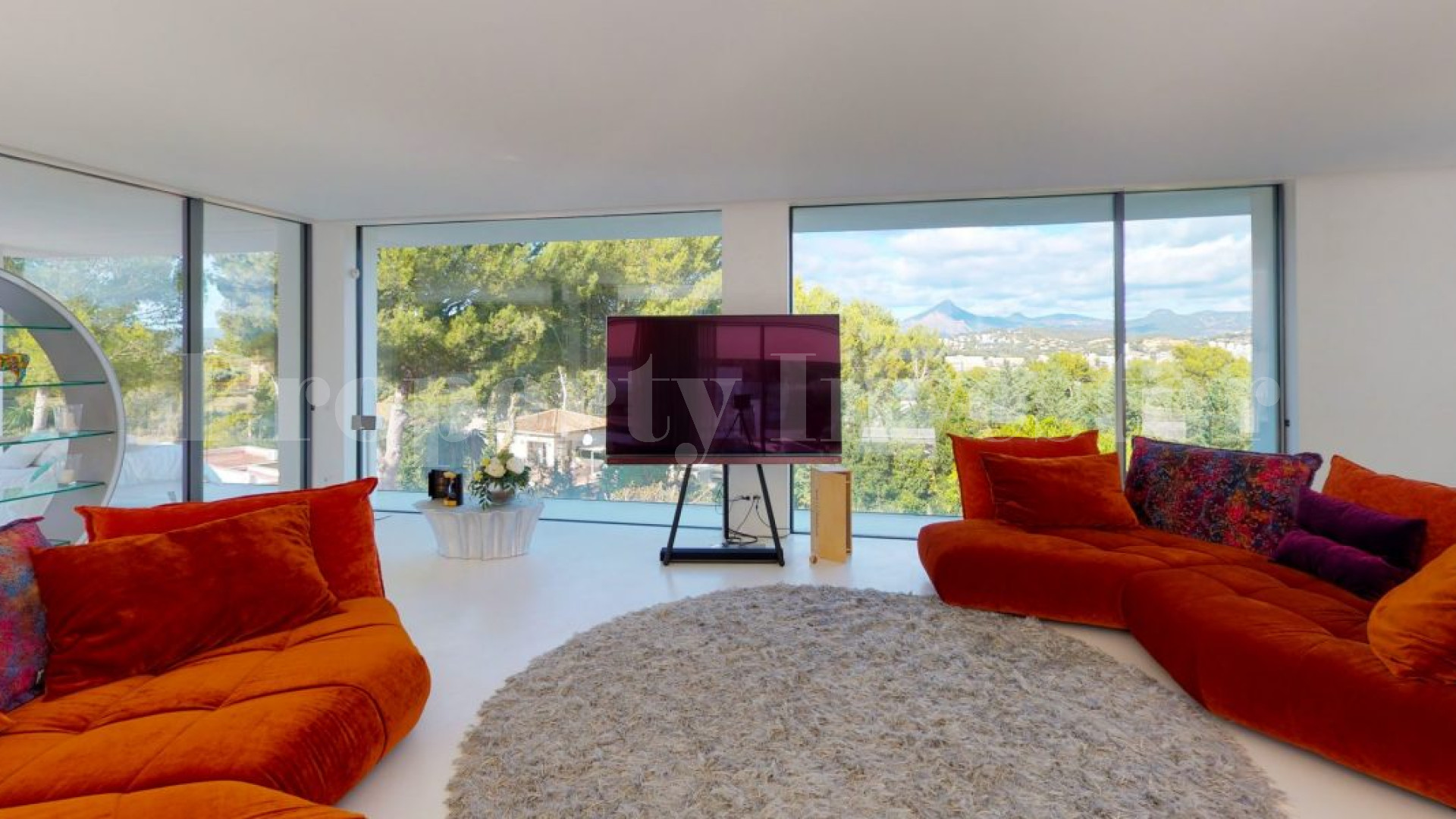 Spectacular 5 Bedroom Designer Villa in Nova Santa Ponsa