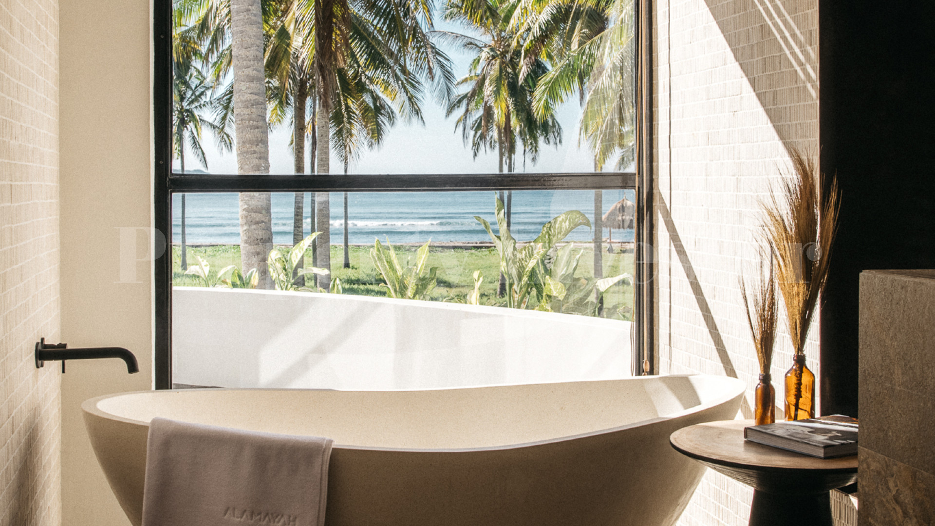 Elegant 6 Bedroom Luxury Boutique Estate & Retreat for Sale in Indonesia