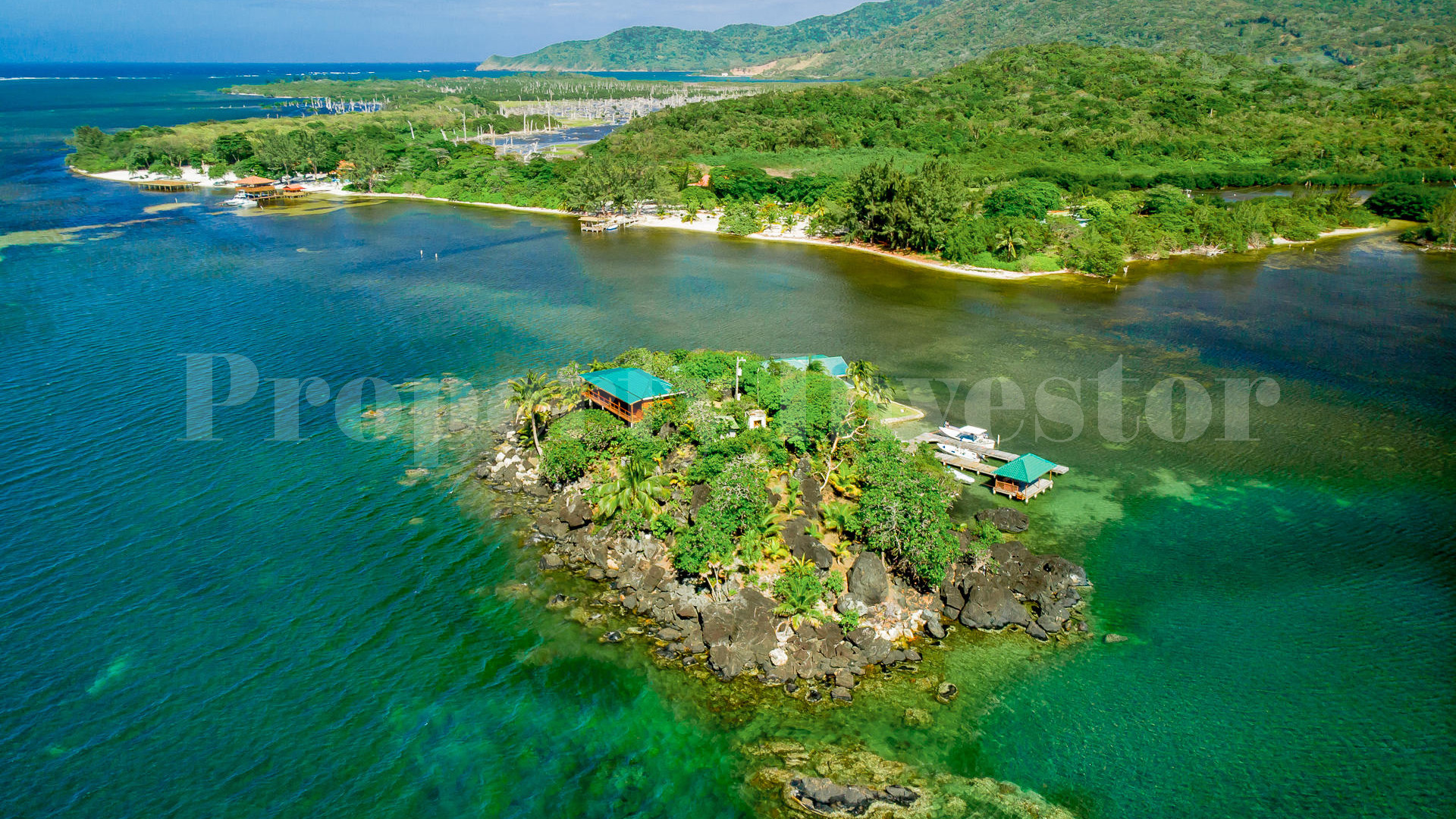 Fabulous 4 Bedroom Private Island Residence for Sale in Guanaja, Honduras