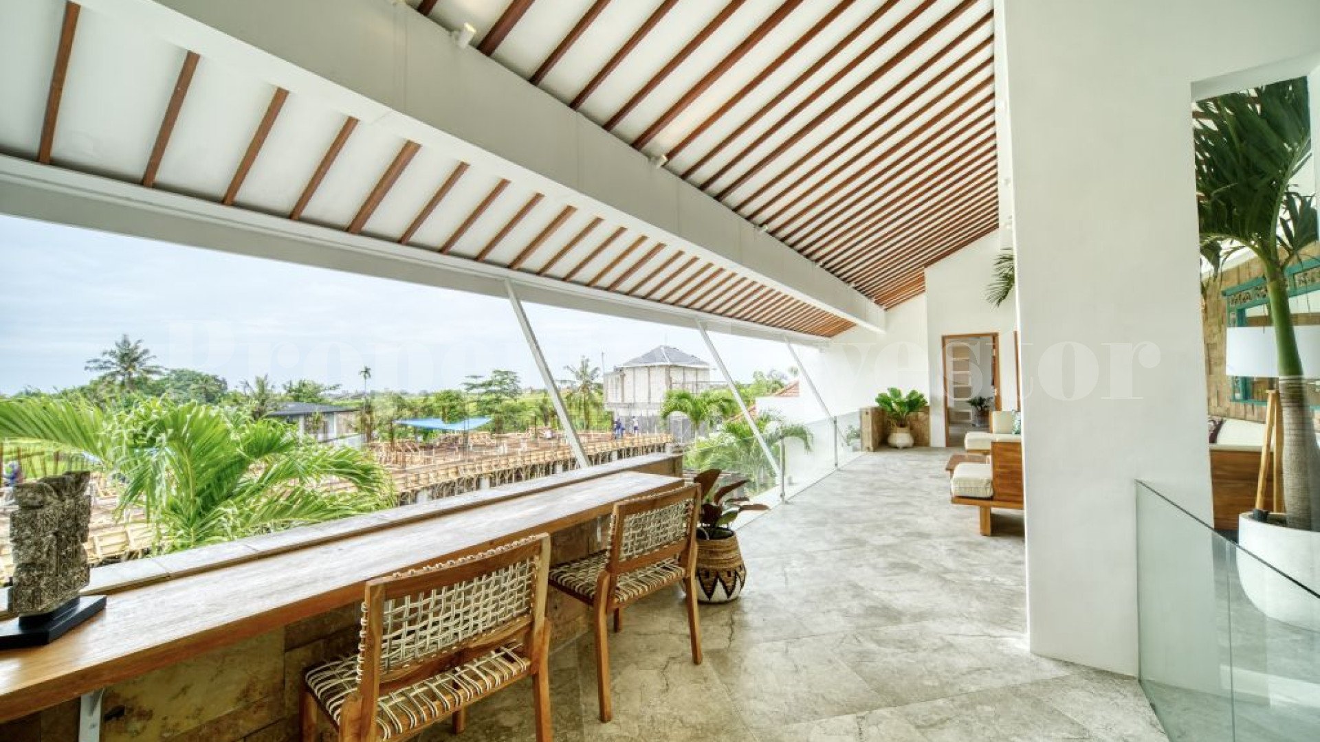 Stylish 2 Bedroom Luxury Beachside Villa for Sale in Canggu Pererenan, Bali