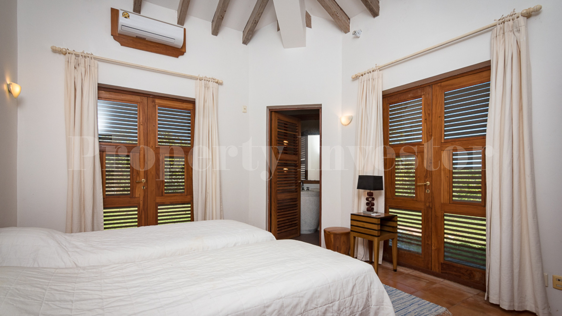 Bright 4 Bedroom Luxury Ocean View Designer Villa for Sale in Pedasi, Panama