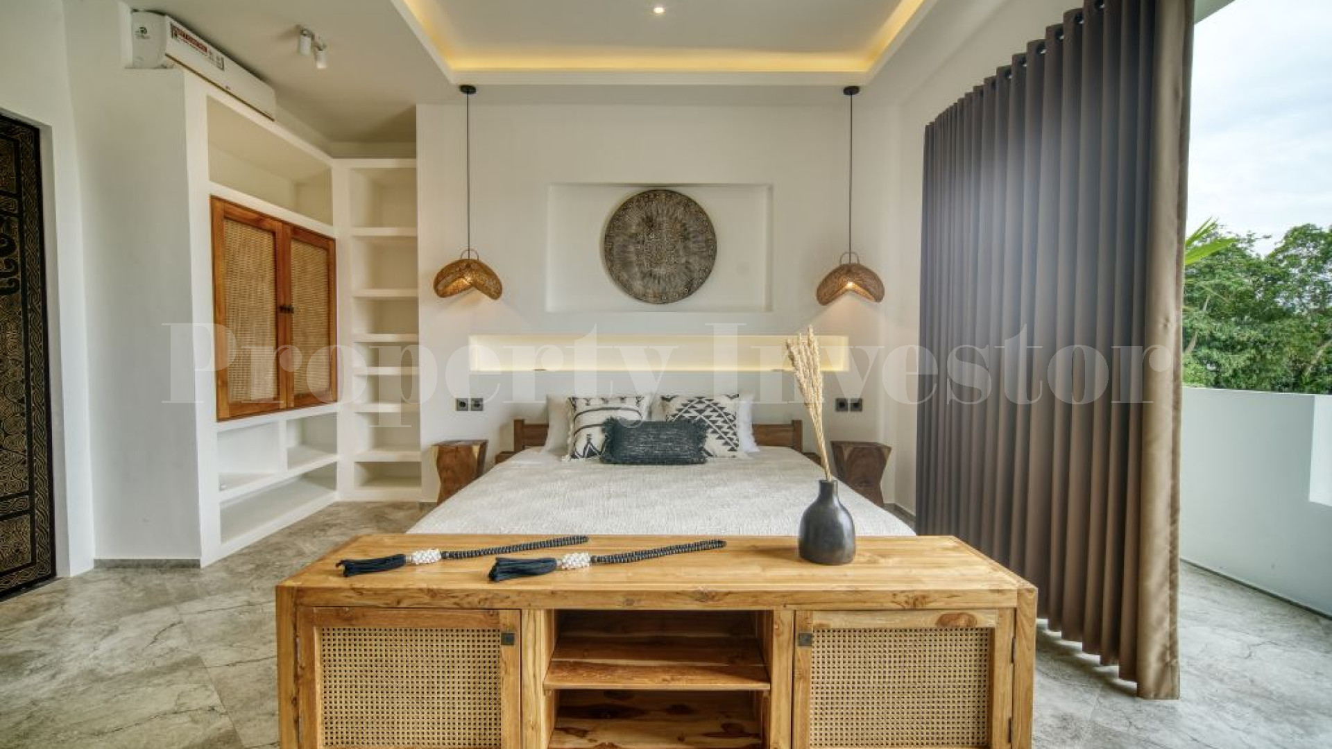 Stylish 2 Bedroom Luxury Beachside Villa for Sale in Canggu Pererenan, Bali