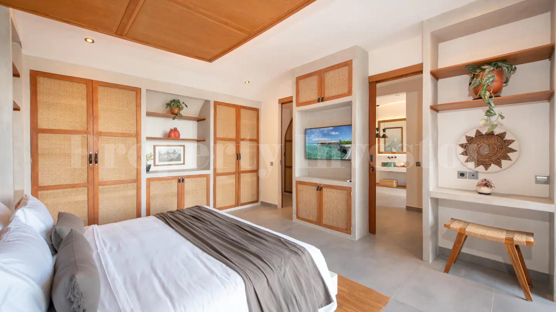 Stylish 4 Bedroom Luxury Designer Villa for Sale in Canggu Berawa, Bali