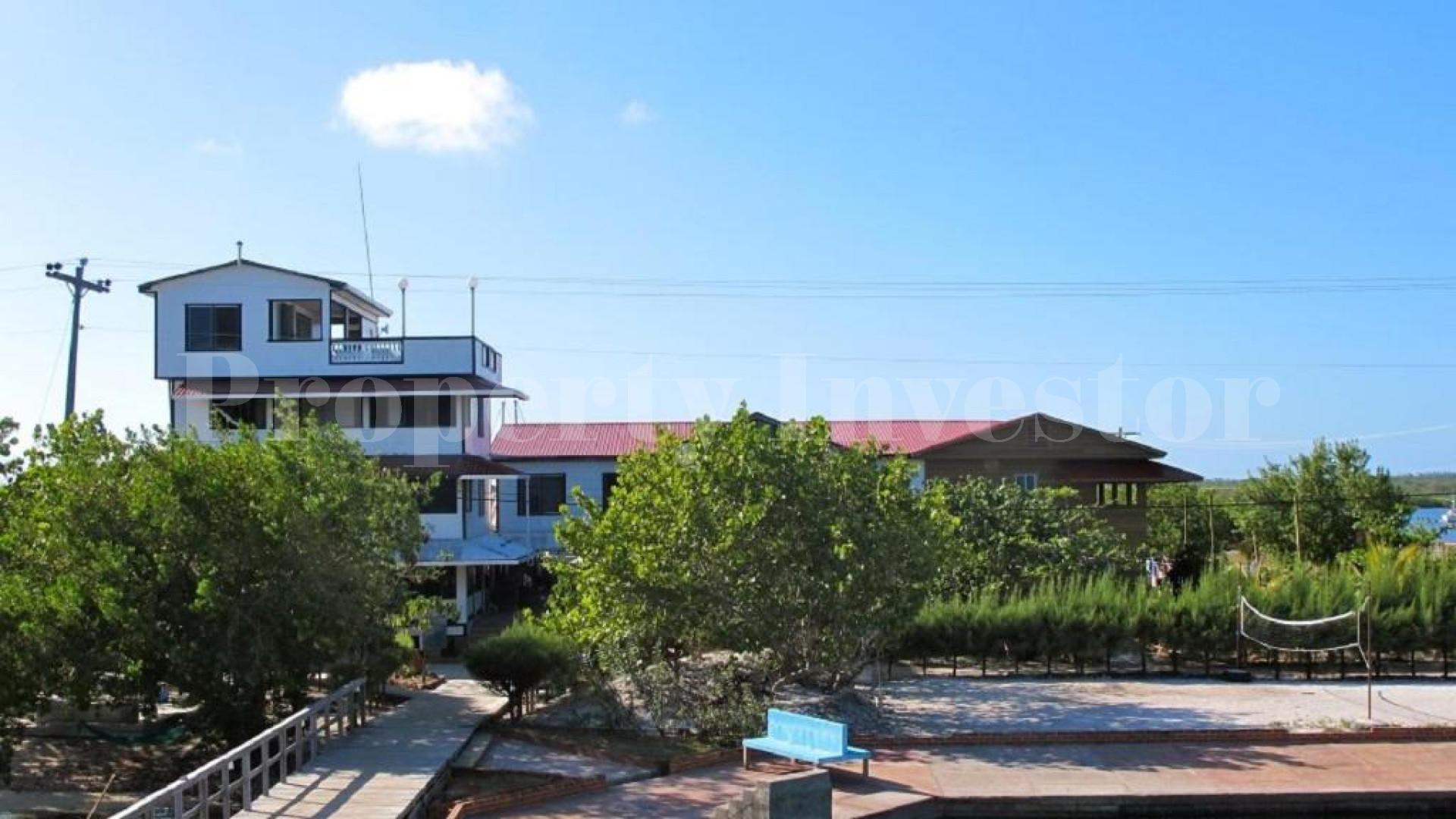 Established & Operating 24 Unit PADI Licensed Beachfront Dive Resort for Sale on Utila Island, Honduras