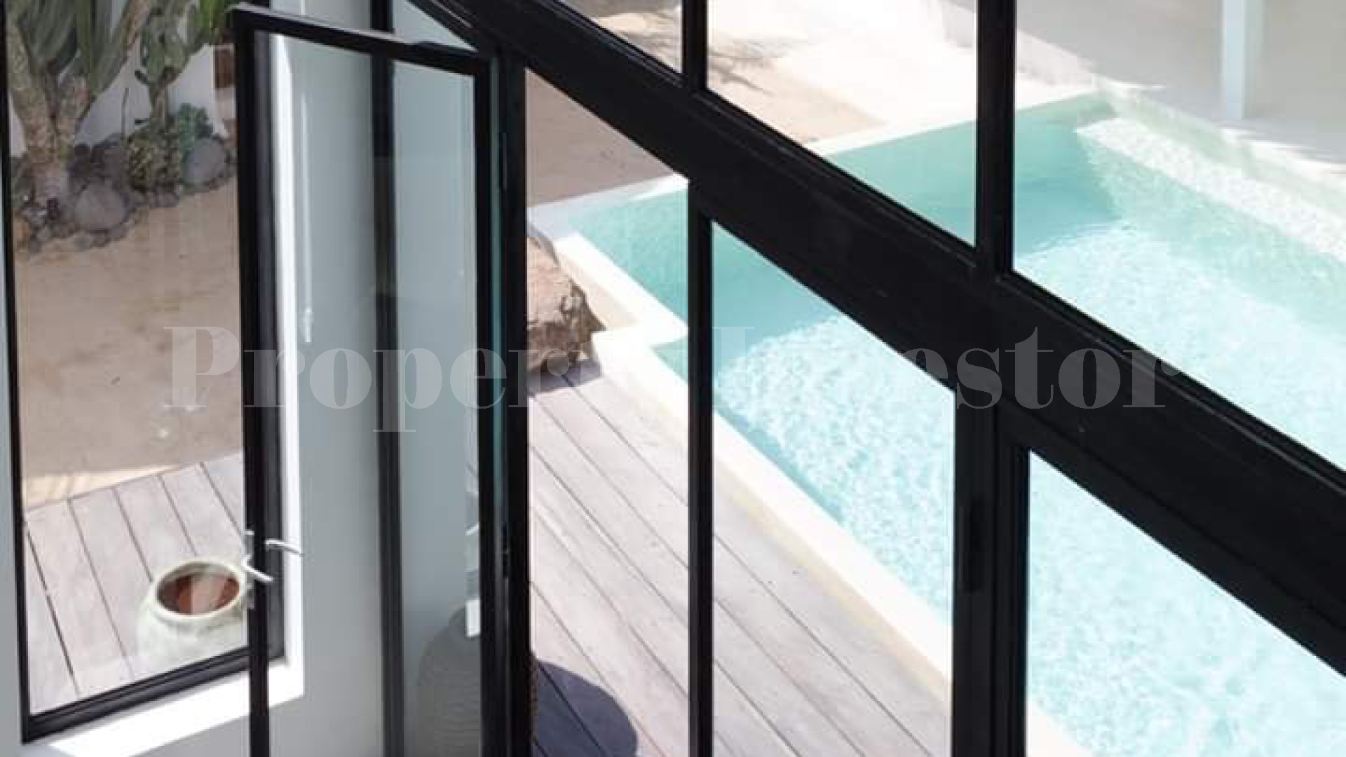 New 4 Bedroom Japanese Designer Villa in Bali