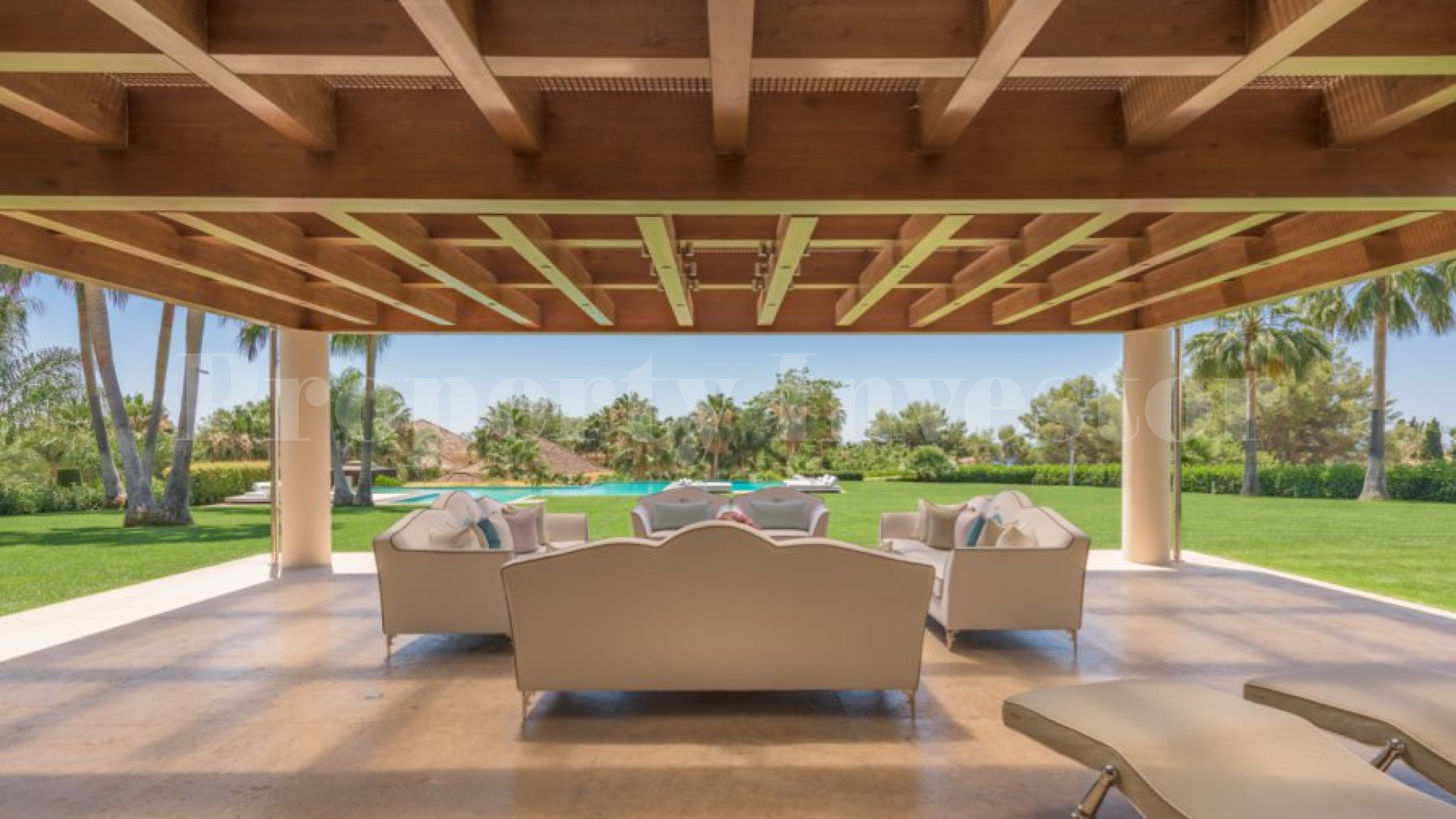 Impressive 9 Bedroom Villa in La Quinta de Sierra Blanca