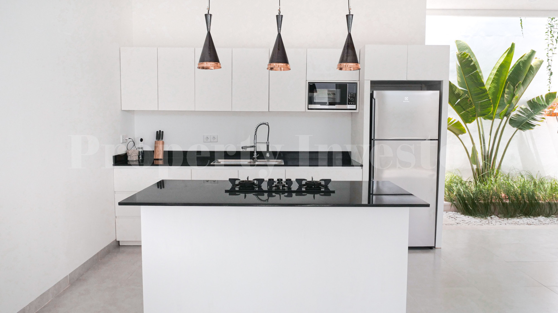 Brand New 3 Bedroom Luxury Contemporary Villa for Sale in Canggu-Padonan, Bali