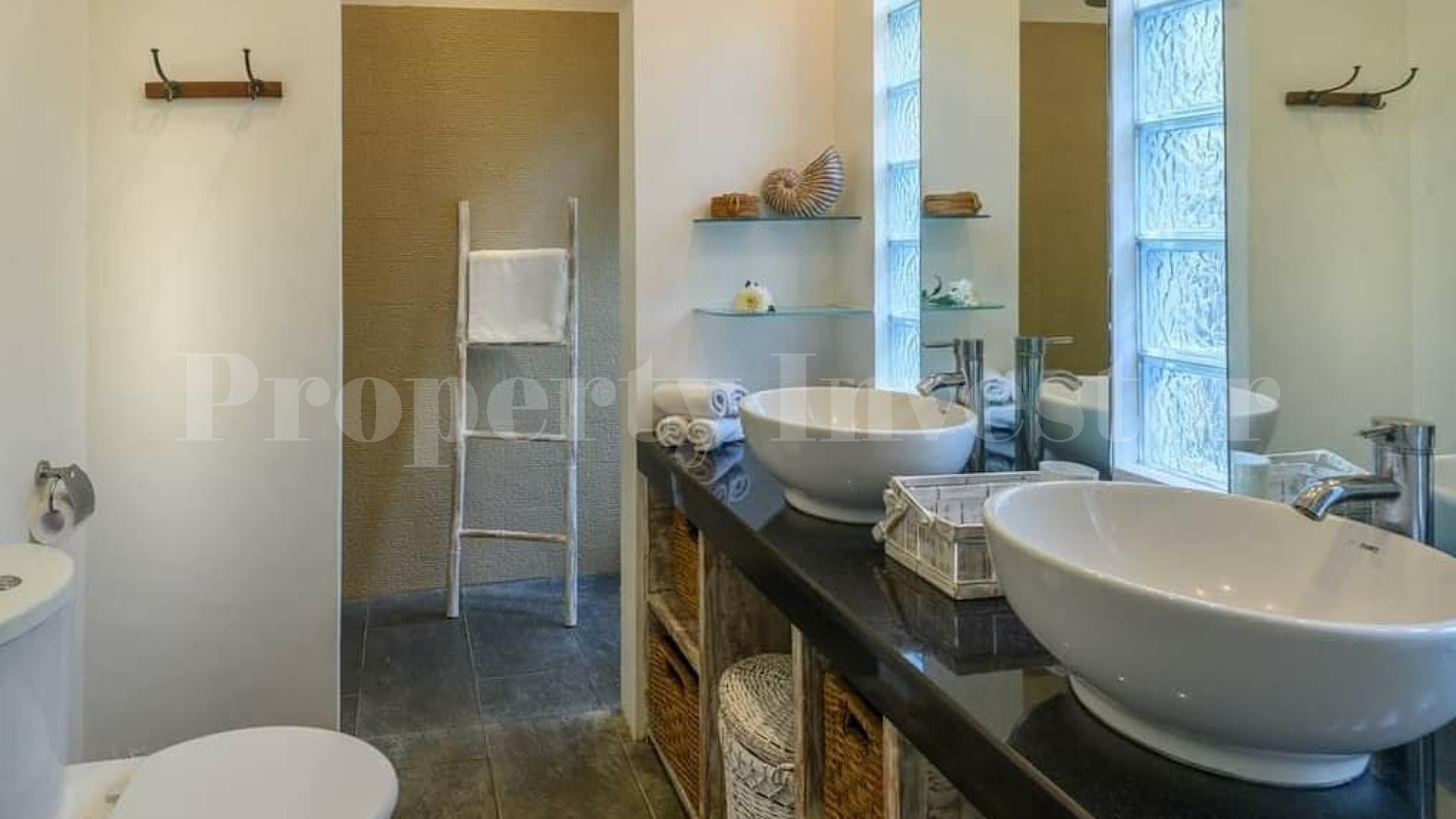 Private 4 Bedroom Luxury Colonial Villa for Sale in Canggu, Bali