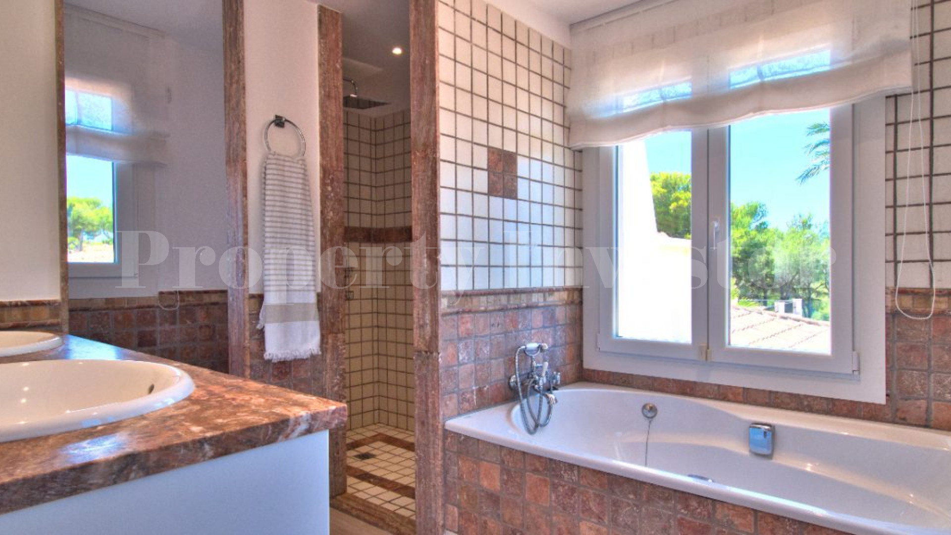 2 традиционно средиземноморские виллы с видом на море в Нуэва Санта Понса, Майорка