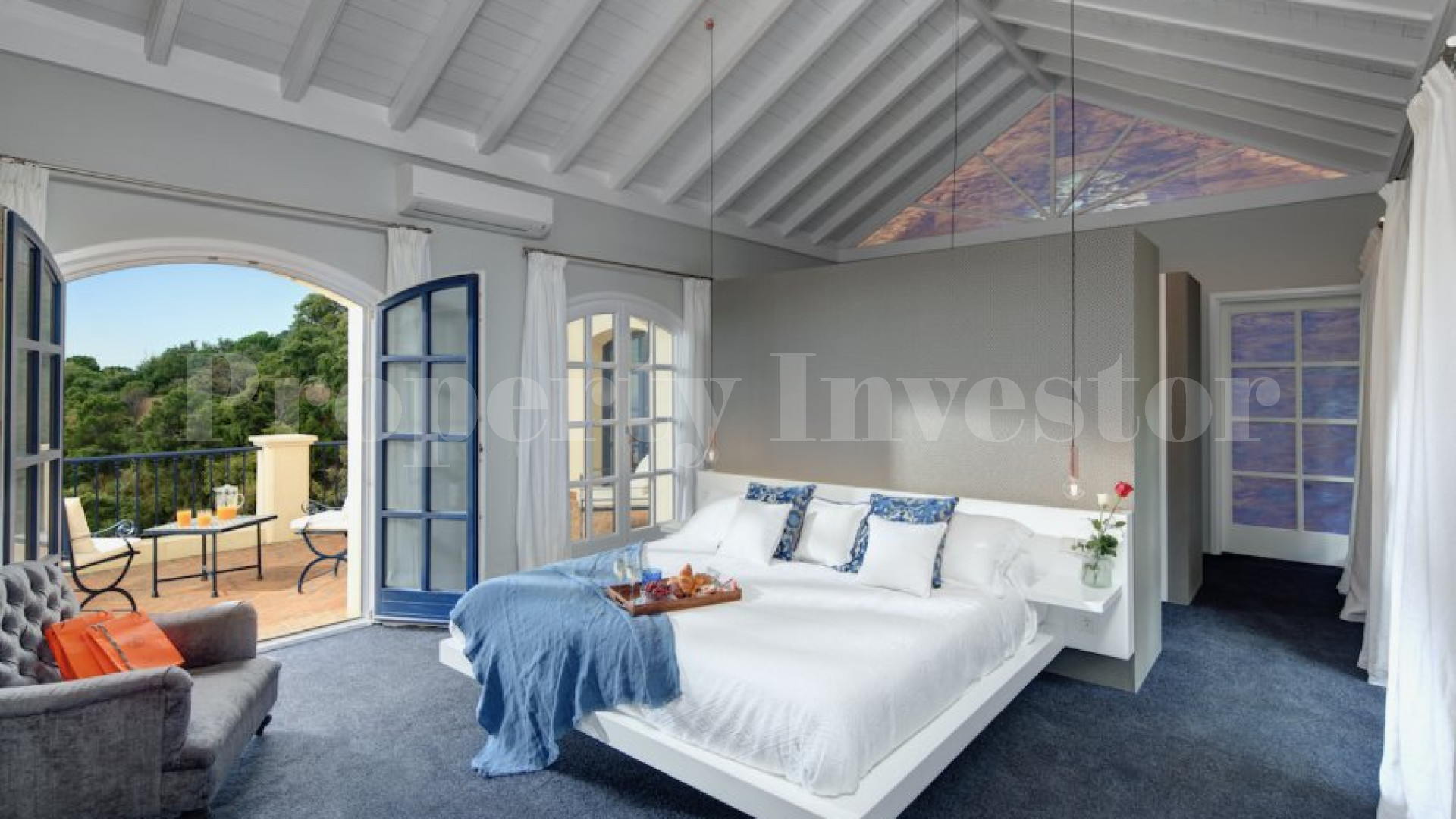 Breathtaking 5 Bedroom Mountainside Villa for Sale in El Madroñal, Benahavís