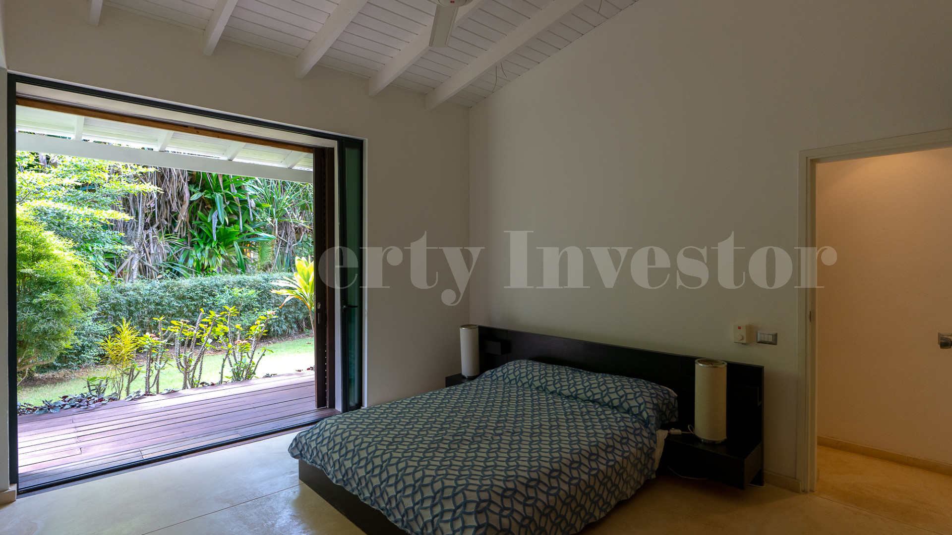 Modern 4 Bedroom Pool Villa for Sale in Playa Bonita, Dominican Republic