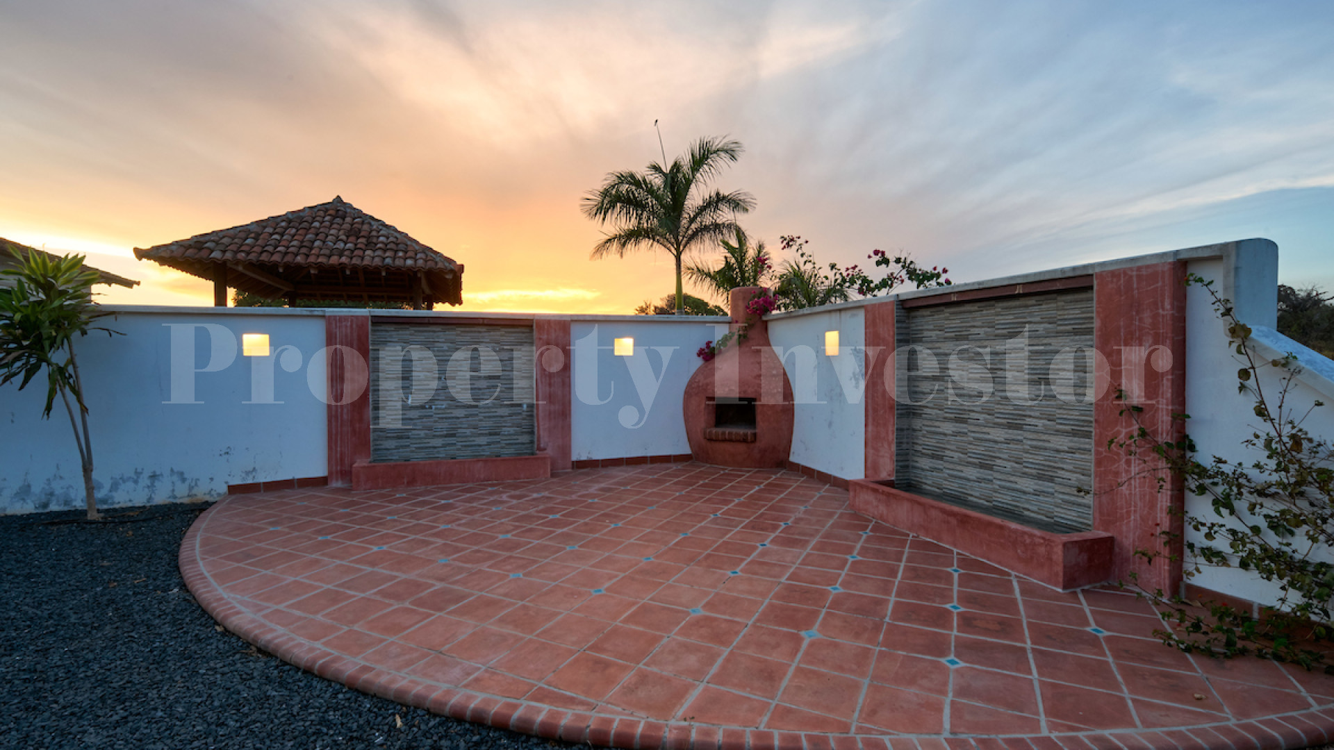 2 Bedroom Ocean View Home