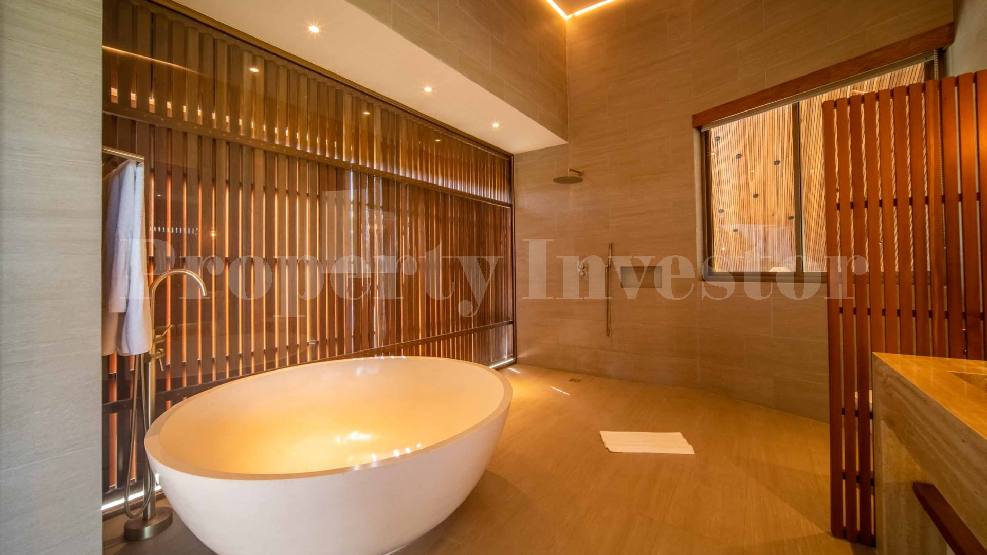 Immaculate 4 Bedroom Ultra-Luxe Villa with High-End Finish for Sale in Canggu Berawa, Bali