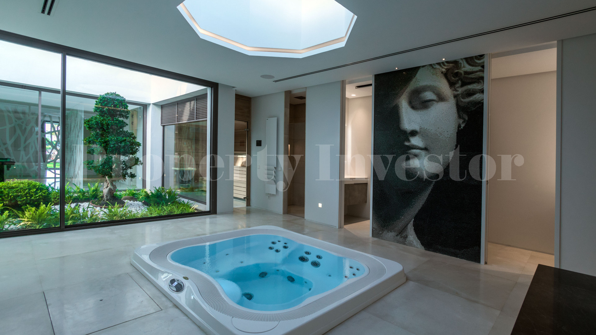 Фантастическая роскошная дизайнерская вилла на 6 спален идеальна для отдыха и развлечений в Бенаавис, Испания