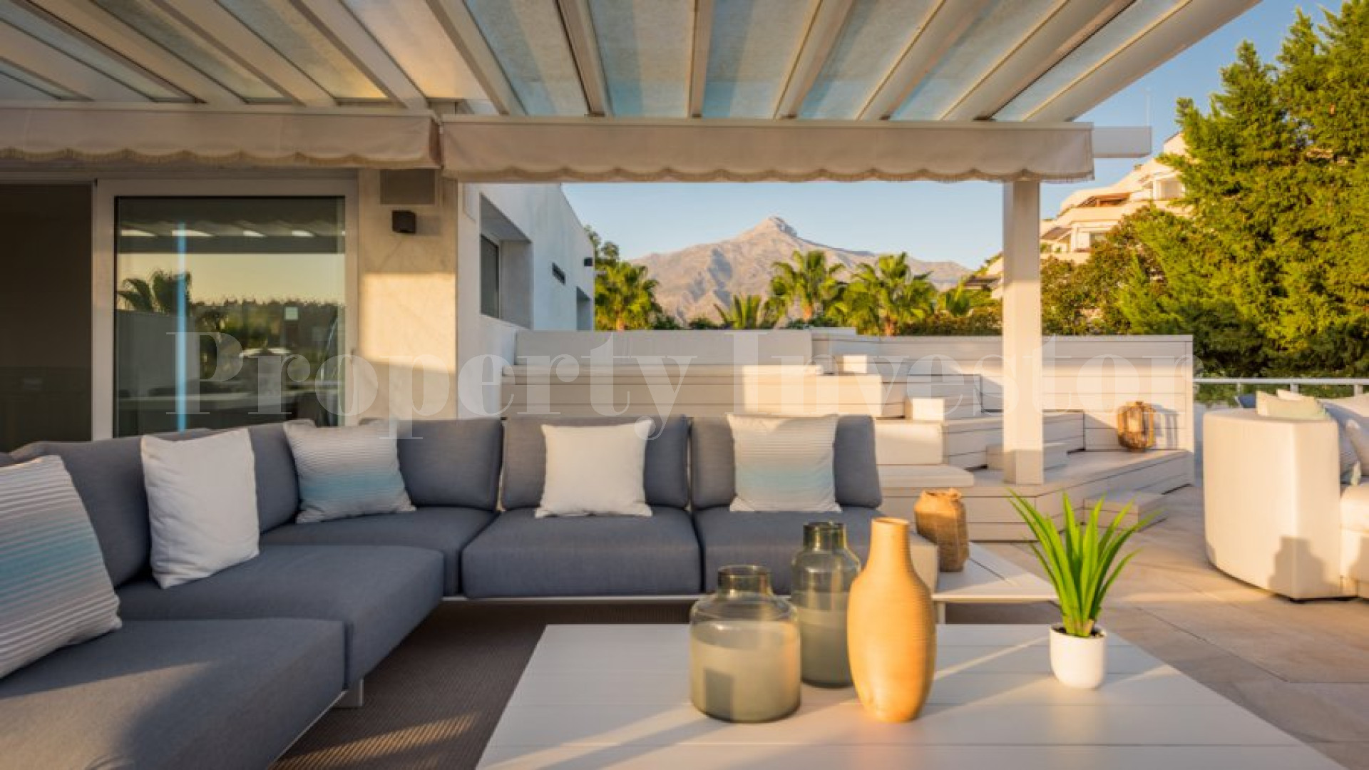 Spectacular 3 Bedroom Duplex Penthouse in Marbella