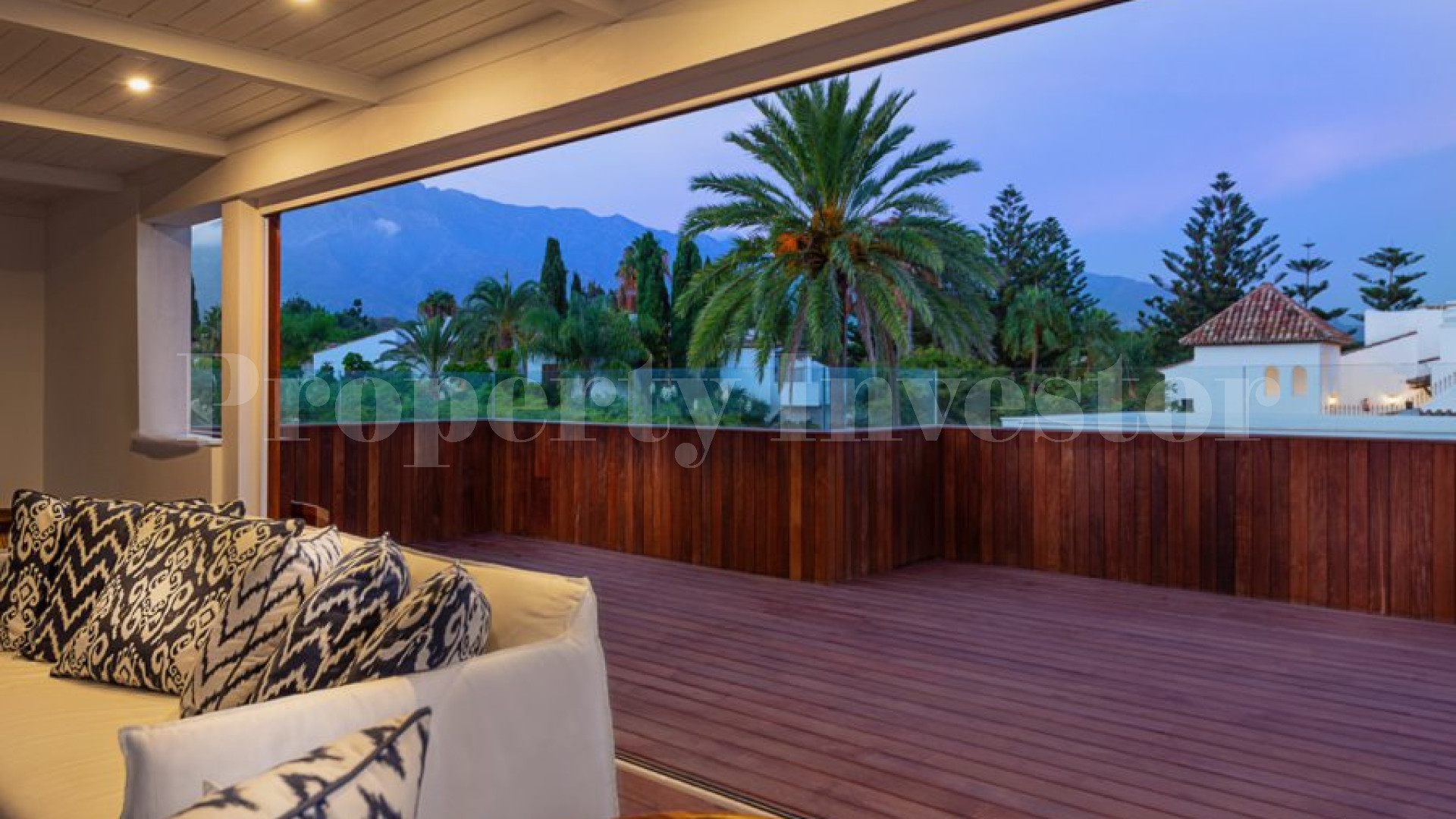 Fantastic 4 Bedroom Villa in Puente Romano