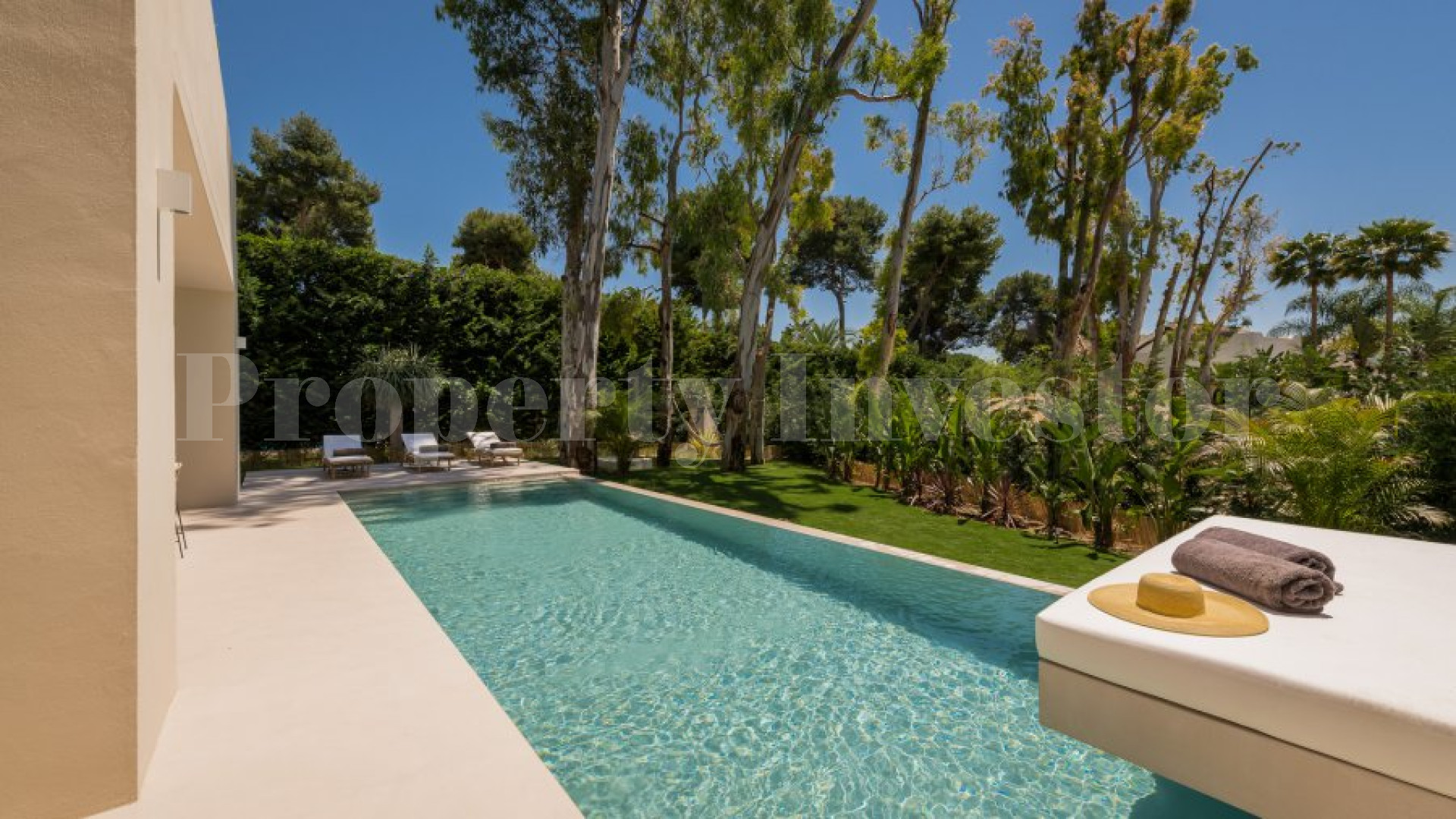 Brand New Modern 5 Bedroom Villa for Sale in Los Monteros, Marbella