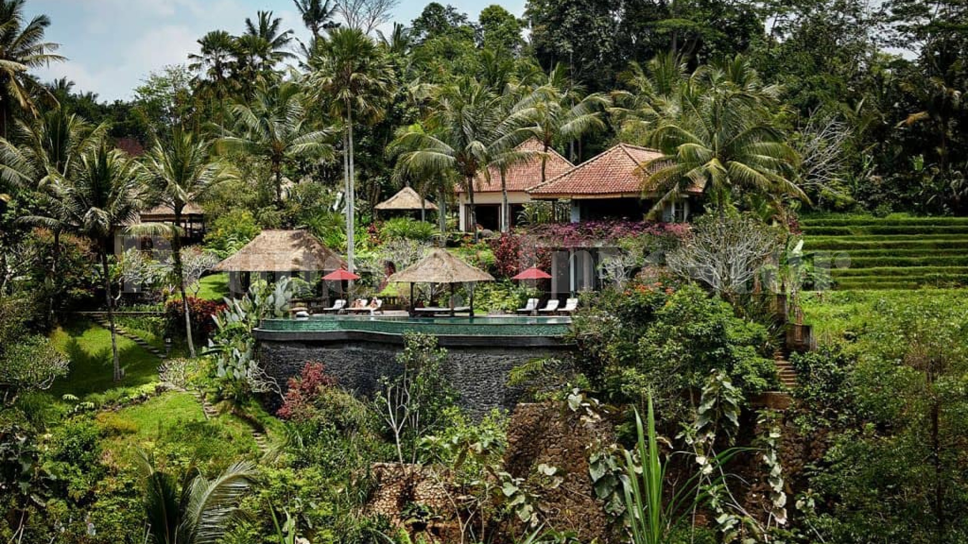 Elegant 4 Bedroom Traditional Balinese Style Luxury Villa for Sale in North Ubud, Bali