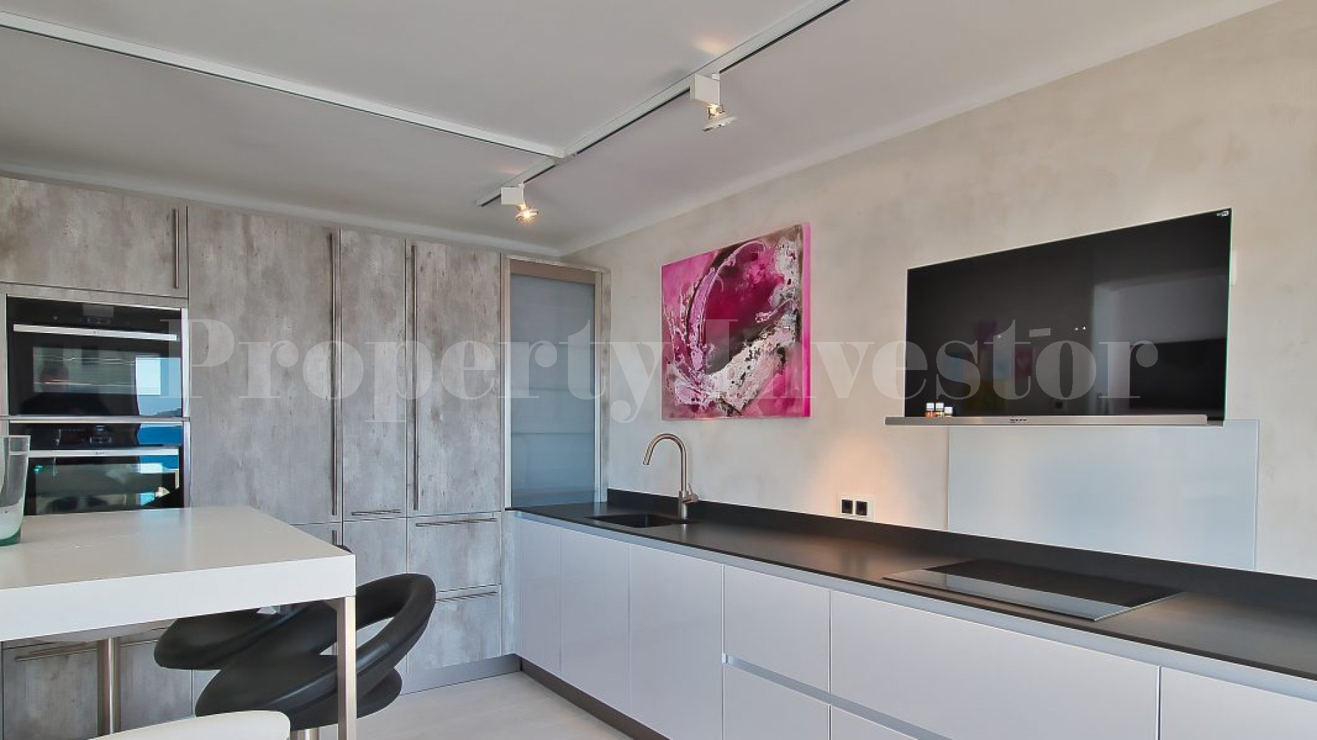 3 Bedroom First Line Apartment in Cala Fornells, Mallorca