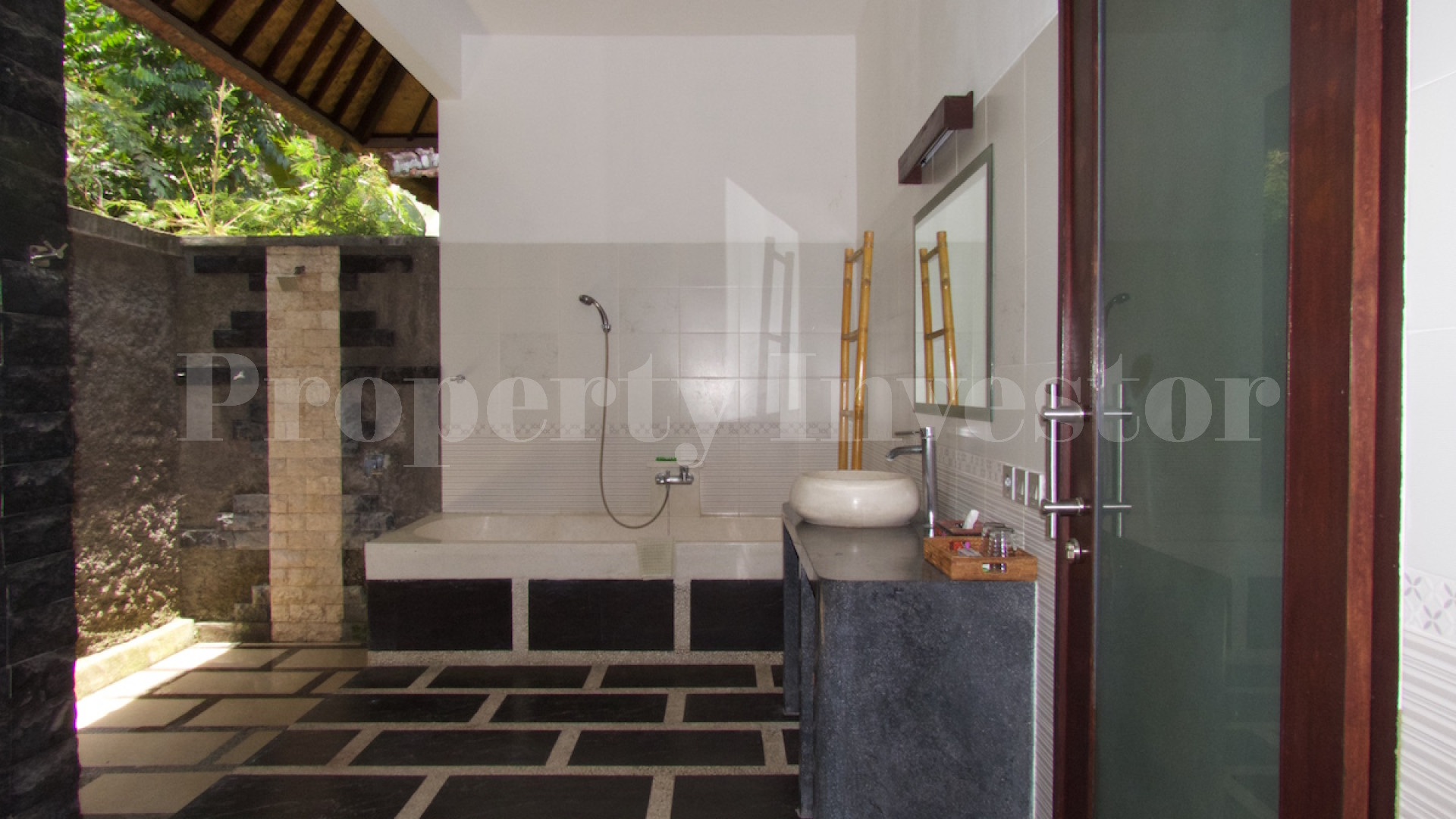 Fully Operational 9 Bungalow Beachfront Boutique Hotel for Sale in Candidasa, Bali