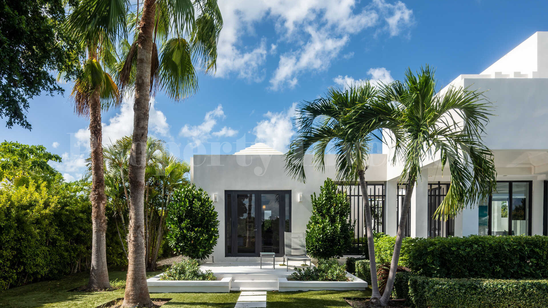 Dazzling 5 Bedroom Luxury Villa with Private Boat Dock in Leeward, Turks & Caicos