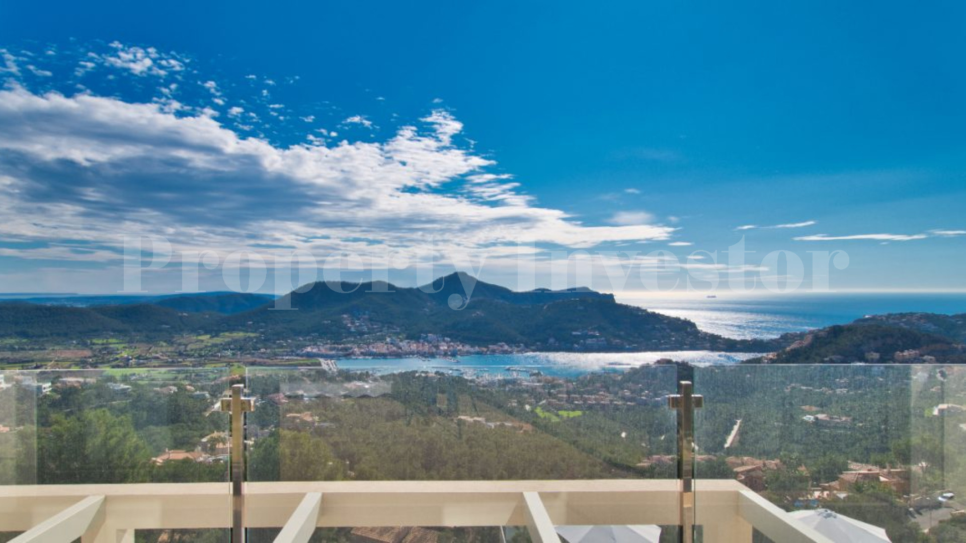 Impressive 8 Bedroom Luxury Sea View Villa Sought After Area of Port Andratx