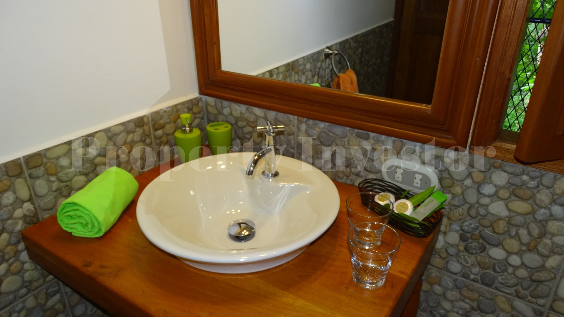 Zopango Orchids Island — Self-Sufficient 2 Acre Private Eco Island for Sale in Lake Cocibolca, Nicaragua