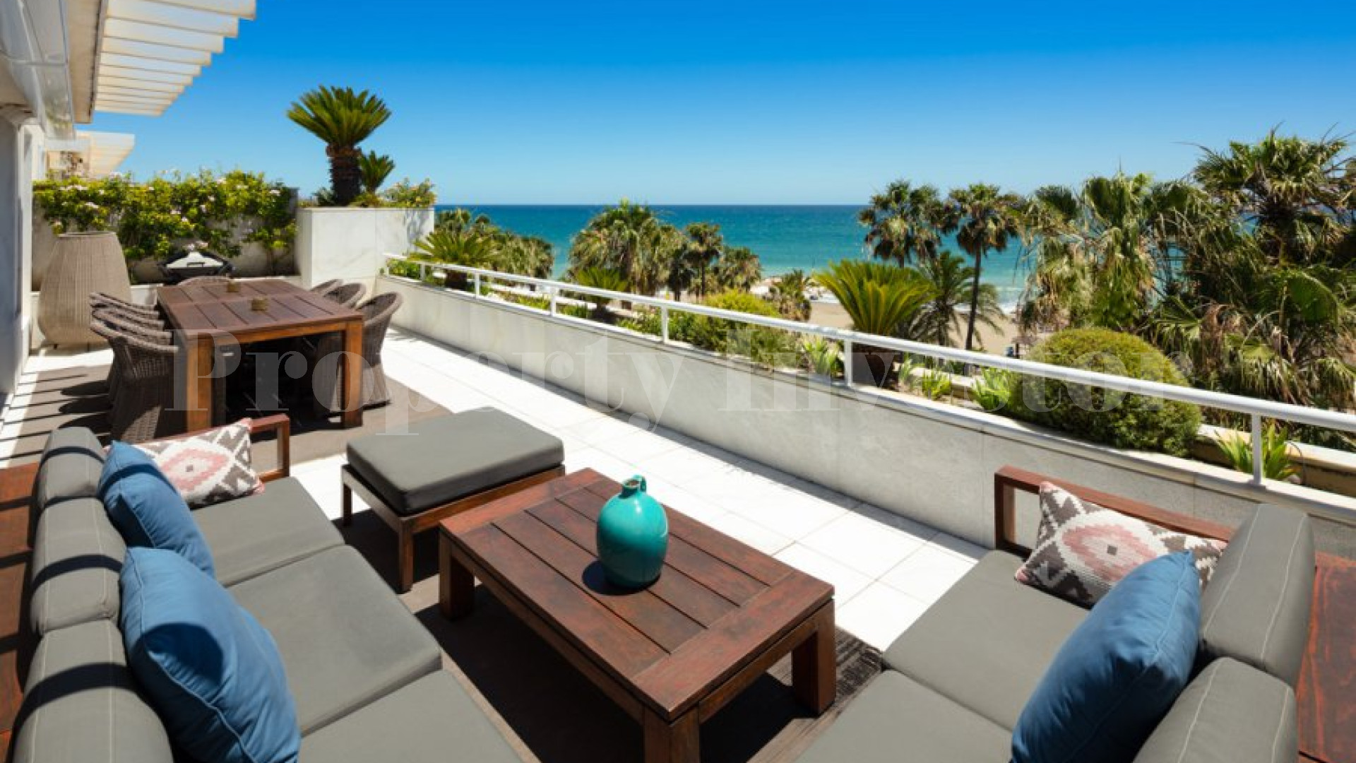 4 Bedroom Luxury Duplex Penthouse in Los Granados