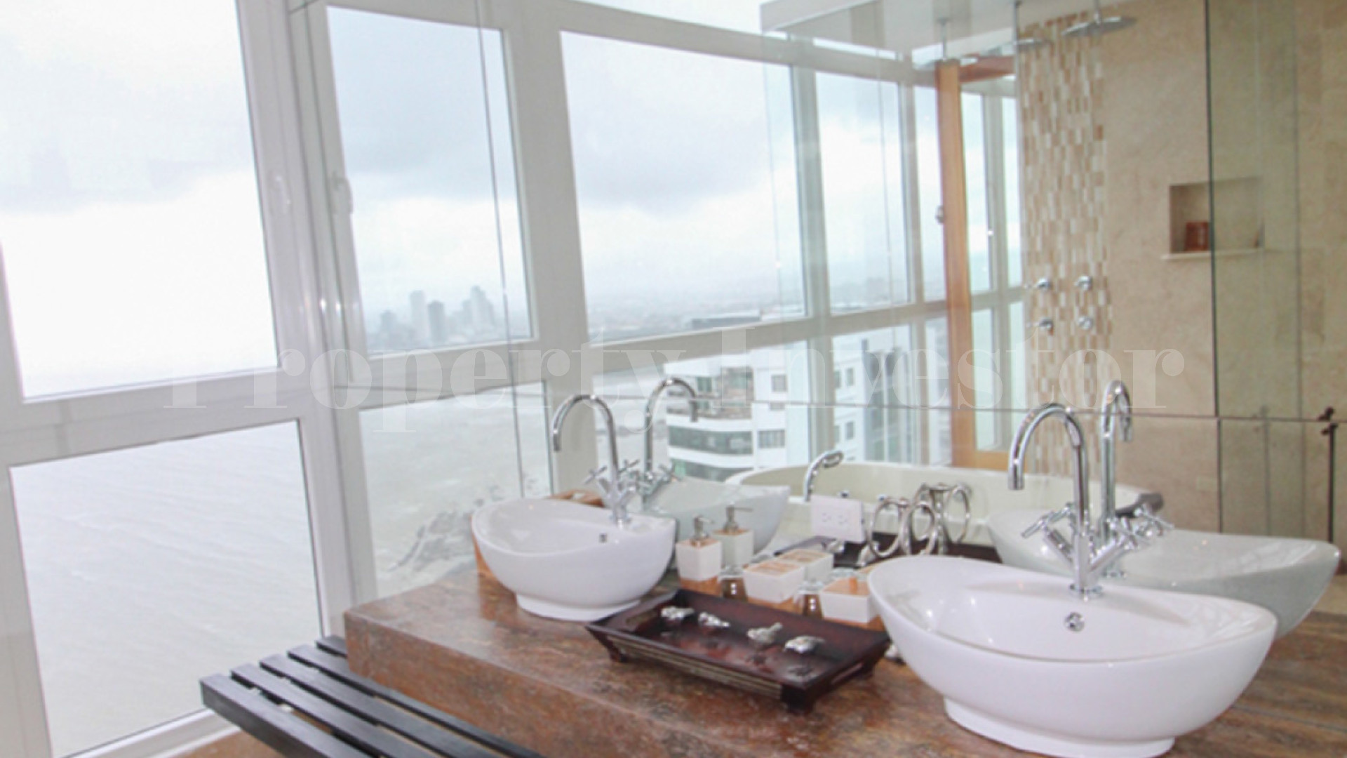 Exceptional 4 Bedroom Two-Storey Luxury Penthouse with Impressive Ocean Views for Sale in Coco del Mar, Panama
