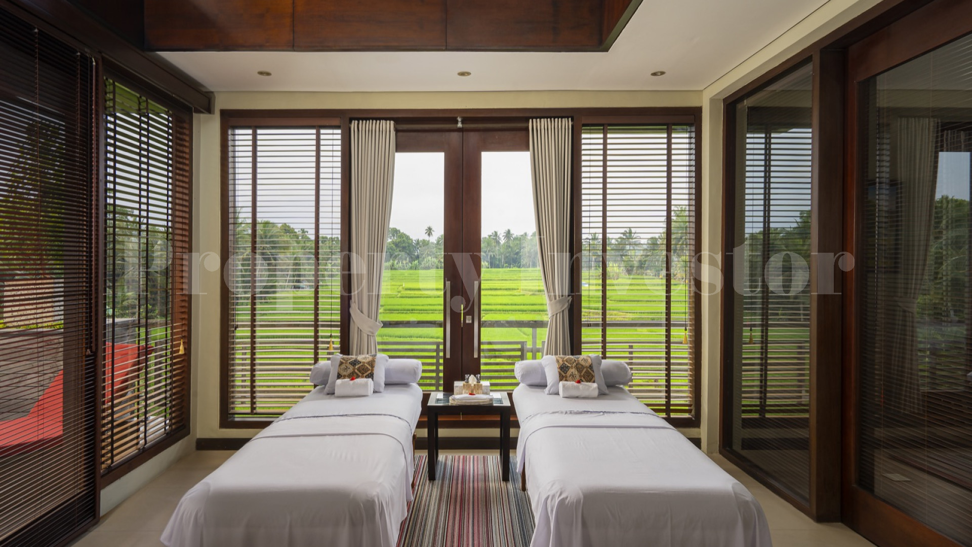 Продаётся отмеченный наградами бутик отель на 8 номеров и ресторан изысканной кухни в Убуде, Бали