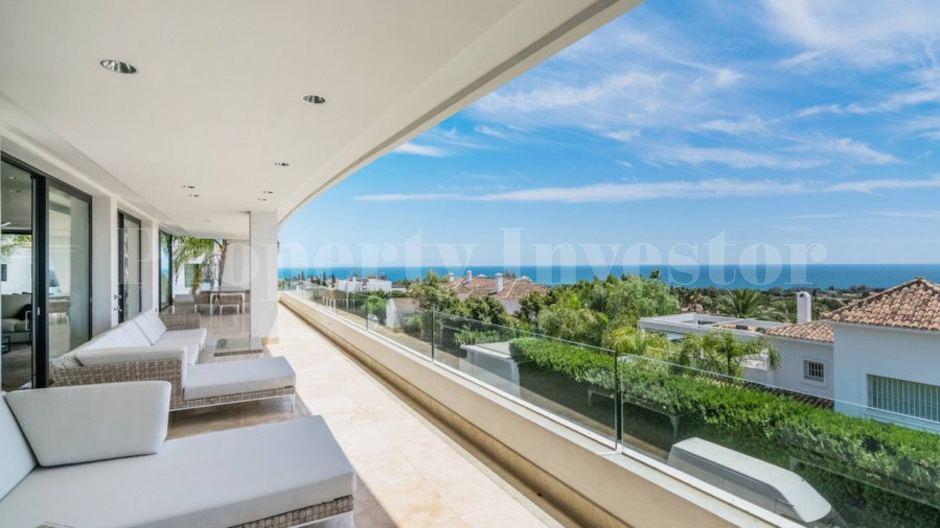 Fabulous 5 Bedroom Duplex Penthouse with Panoramic Sea Views for Sale in Marbella