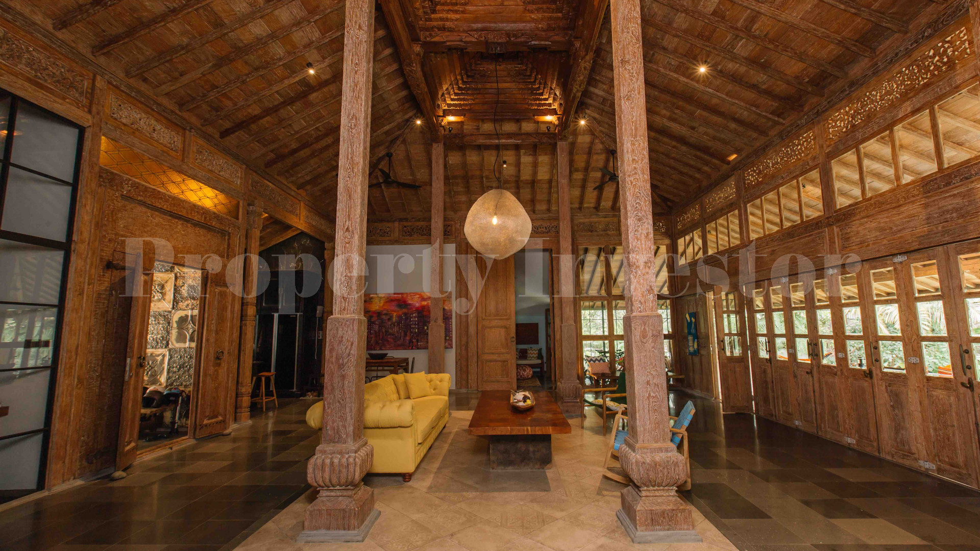 Stunning 3 Bedroom Luxury Joglo Villa with Traditional Javanese Flare for Sale in Pererenan, Bali