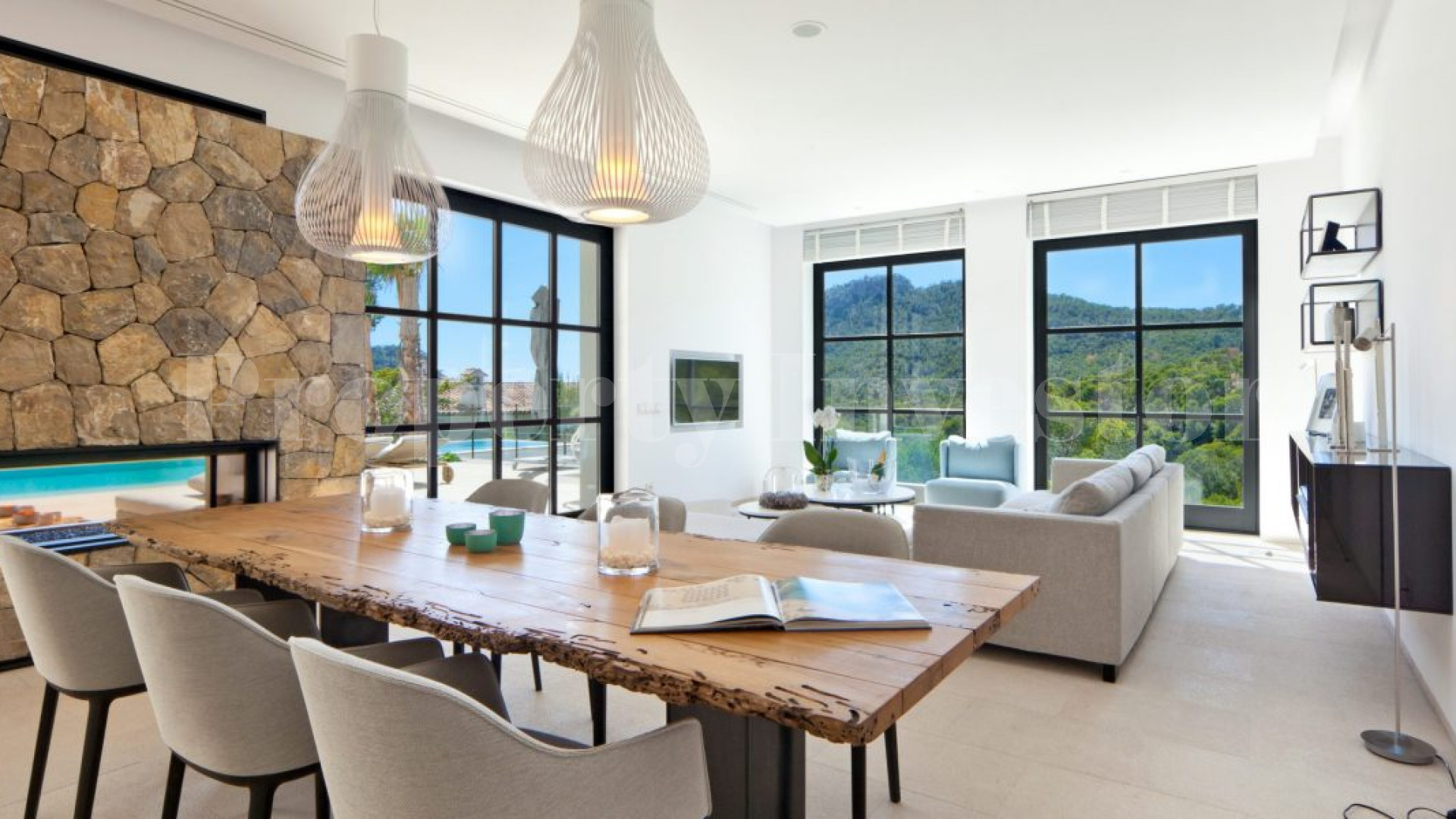 Modern 4 Bedroom Villa with Exclusive Design Concept & Partial Sea Views in Port Andratx