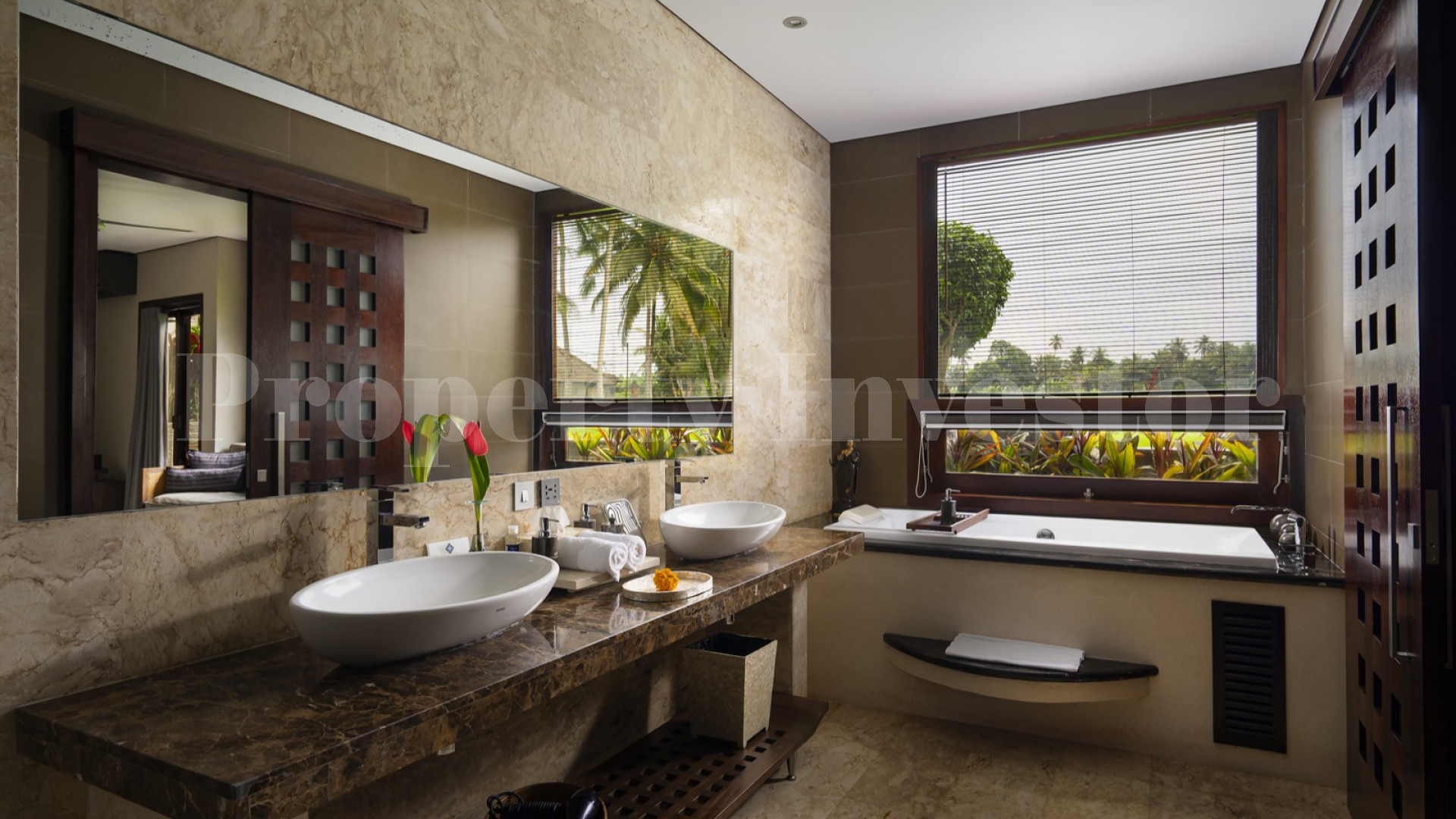 Продаётся отмеченный наградами бутик отель на 8 номеров и ресторан изысканной кухни в Убуде, Бали