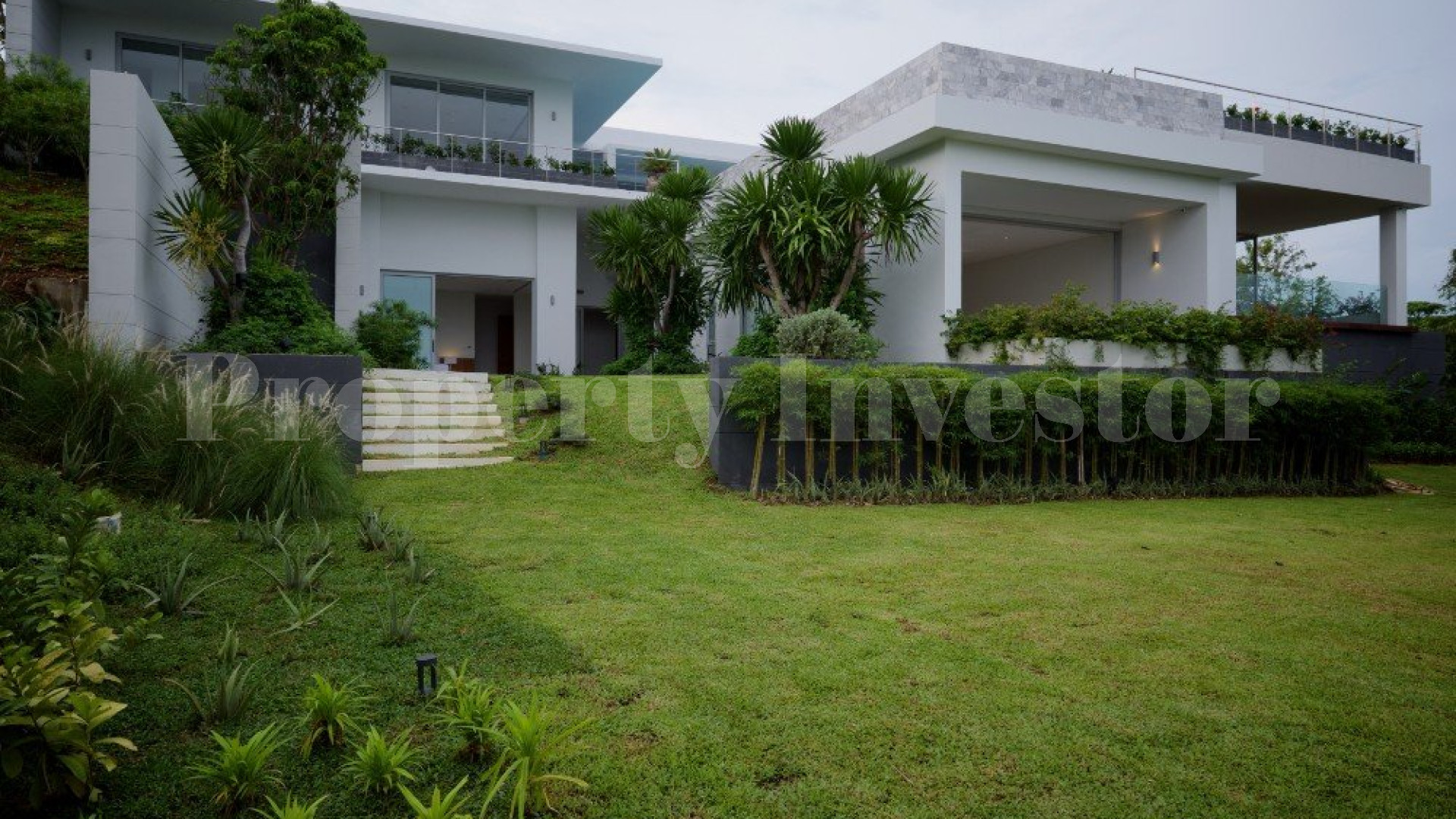 Modern 5 Bedroom Sea View Villa with Amazing Panoramic Views for Sale in Phuket