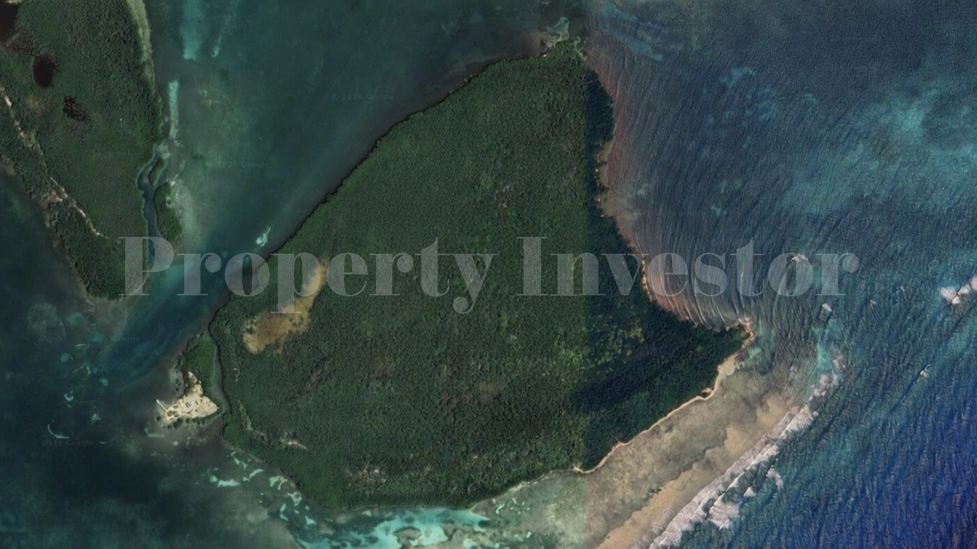Caye Bokel — 33 Acre Private Virgin Island Parcel for Sale in Belize