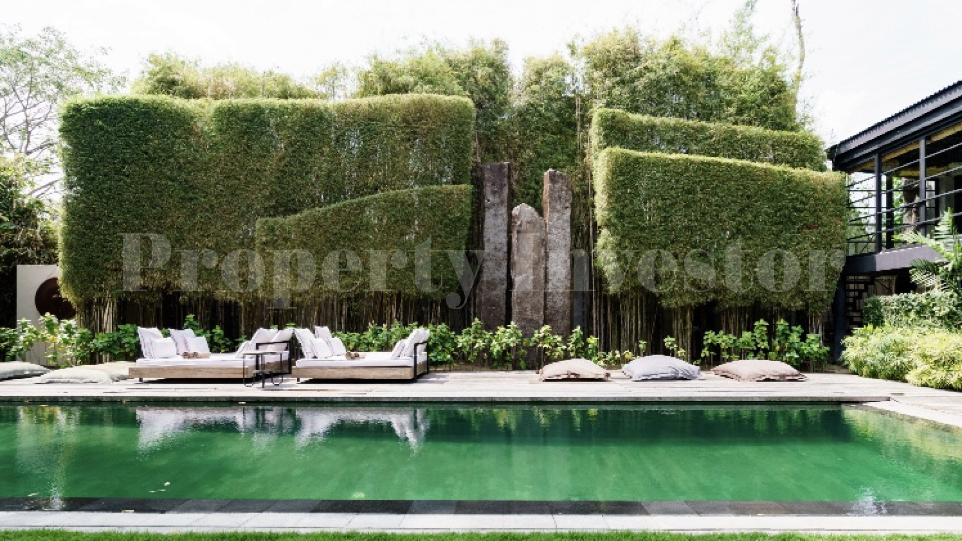 Ultra Modern 5 Bedroom Villa in the Heart of Seminyak