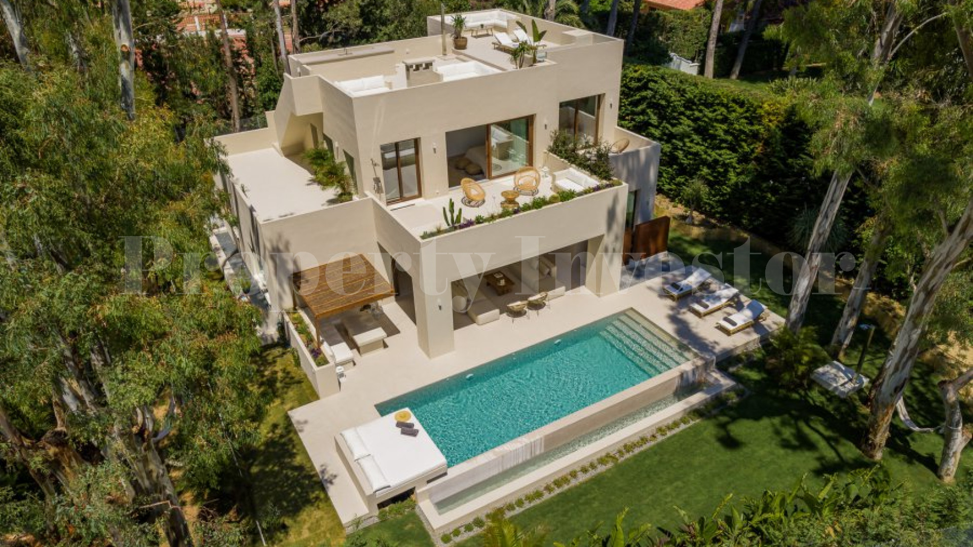 Brand New Modern 5 Bedroom Villa for Sale in Los Monteros, Marbella