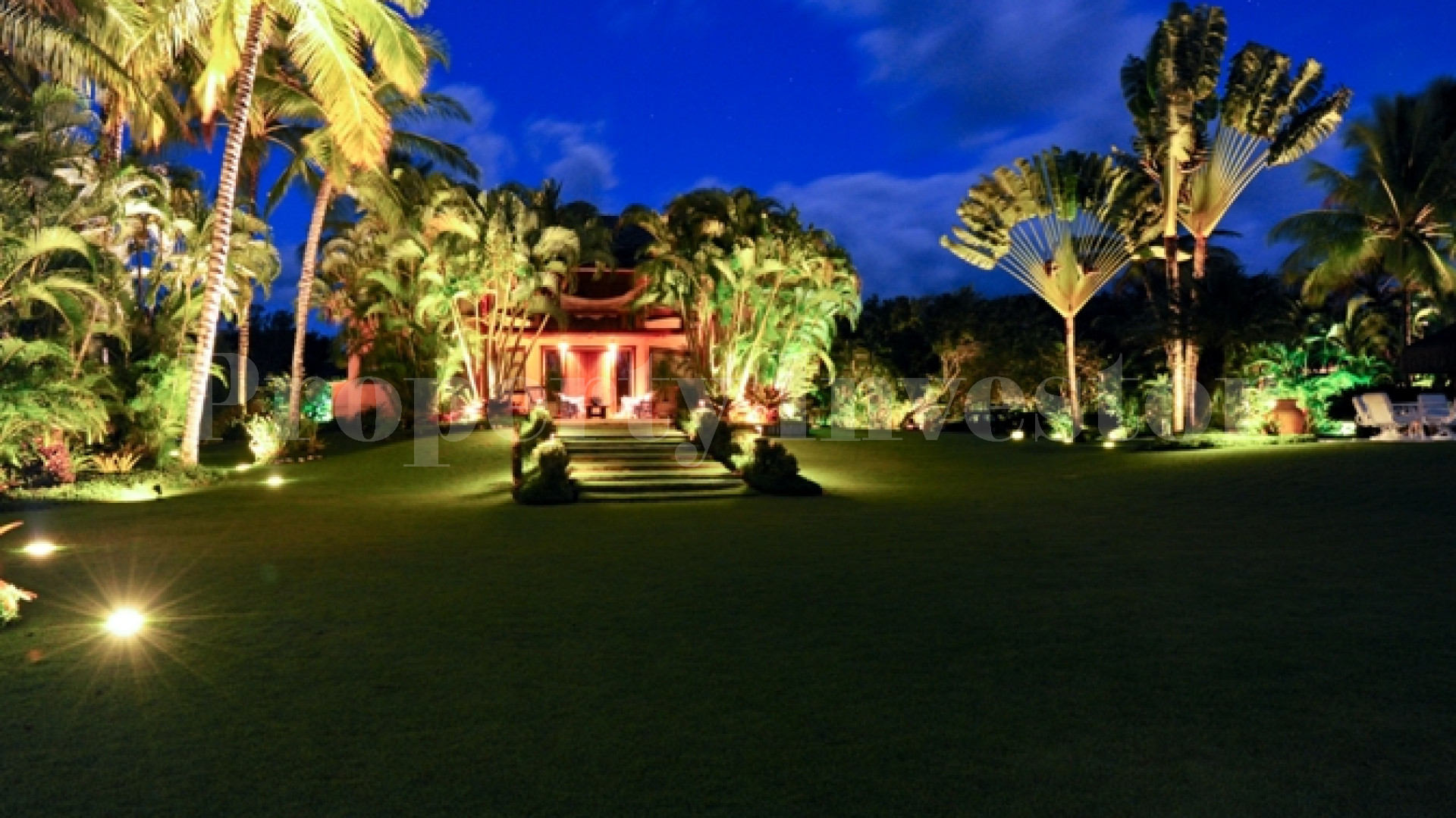 Elegant 10 Bungalow & Villa Boutique Beach Resort for Sale in Trancoso, Brazil