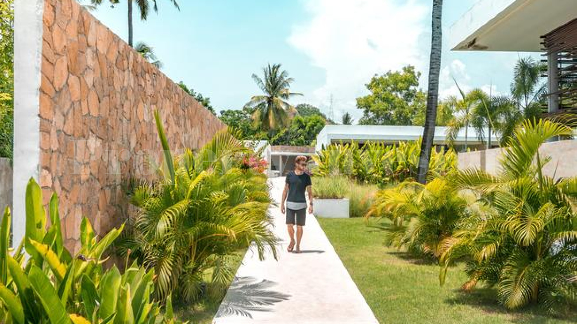 33 Room Boutique Hotel with Ready Expansion Plan for Sale in Lombok, Indonesia