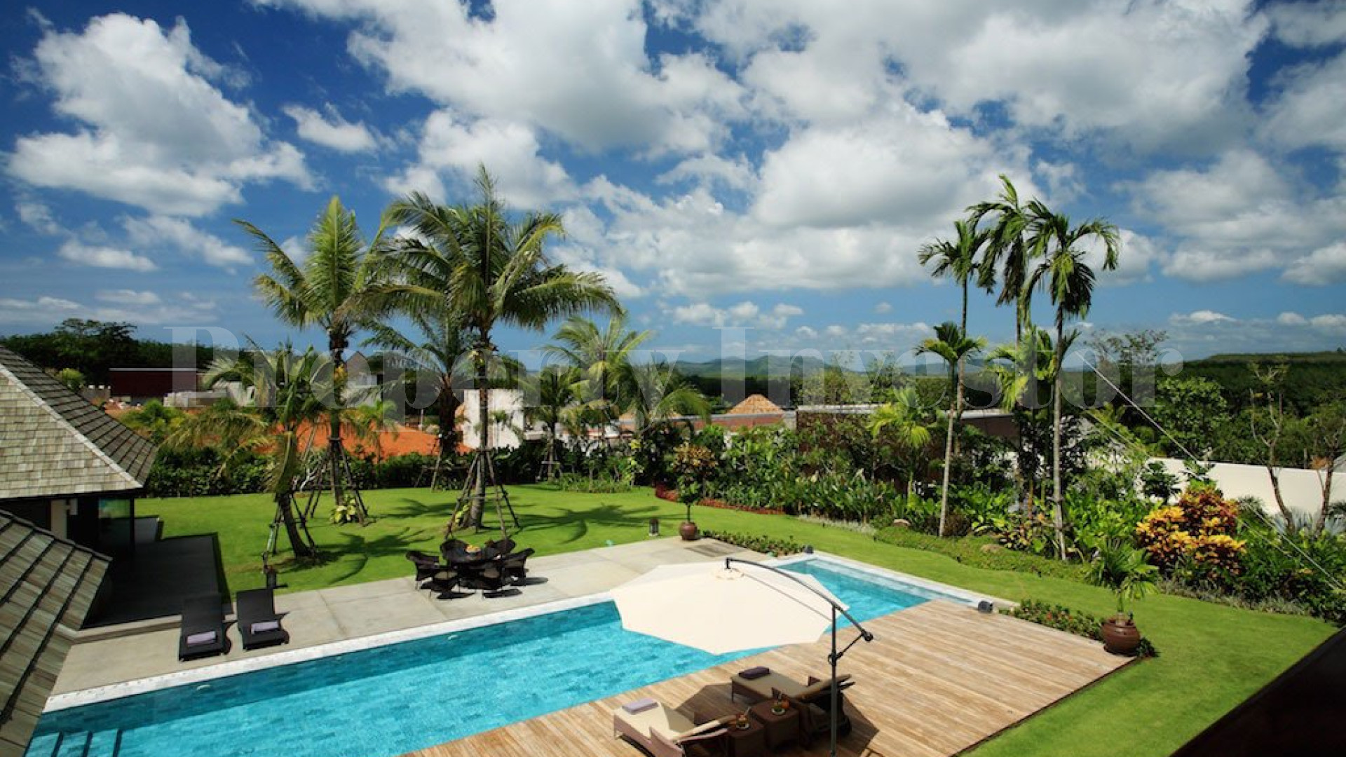 5 Bedroom Luxury Hillside Villa in Layan