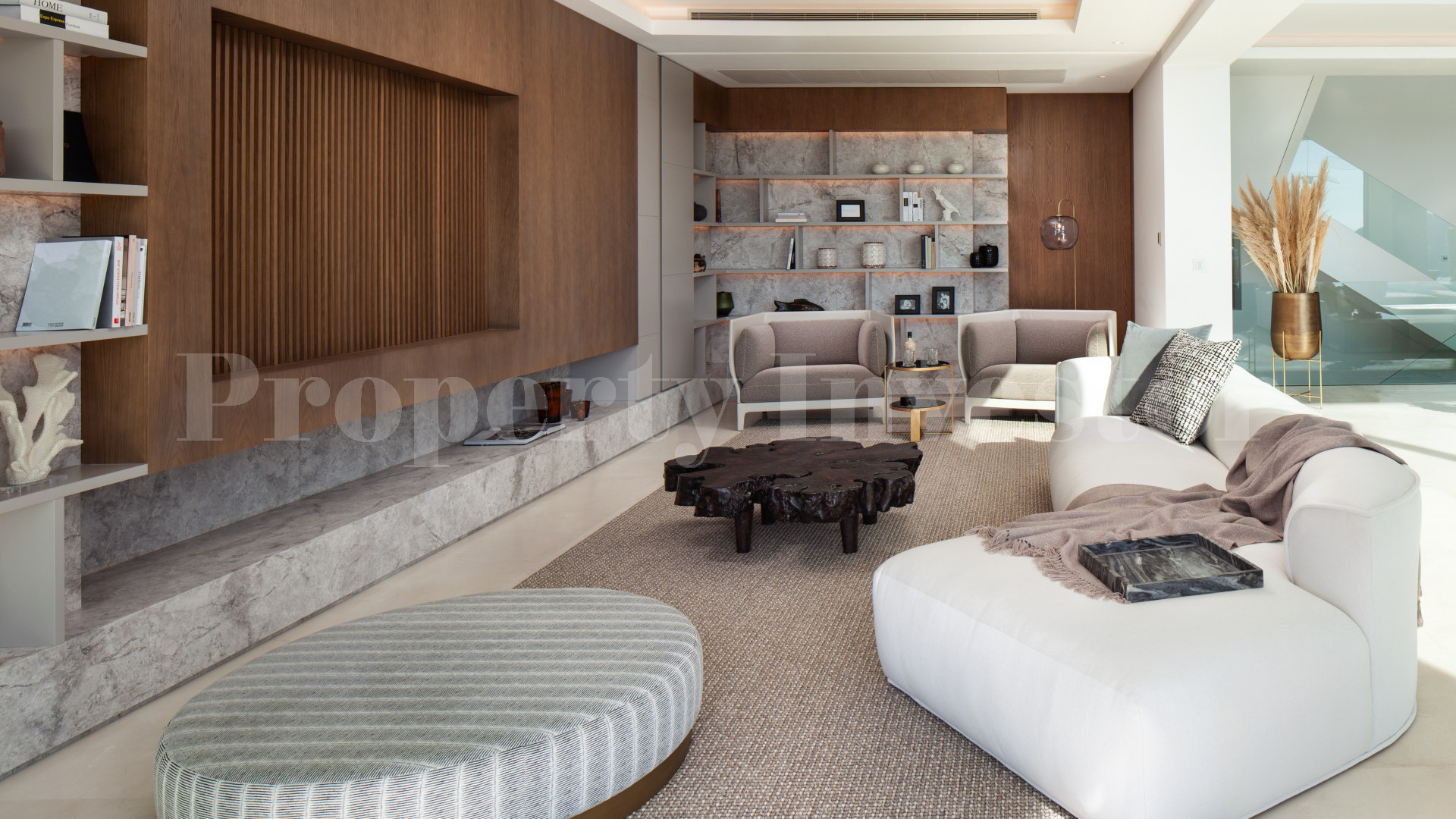 Эксклюзивная роскошная вилла на 9 спален на холме с потрясающими видами на сады, горы и море в Ла Загалета, Марбелья, Испания