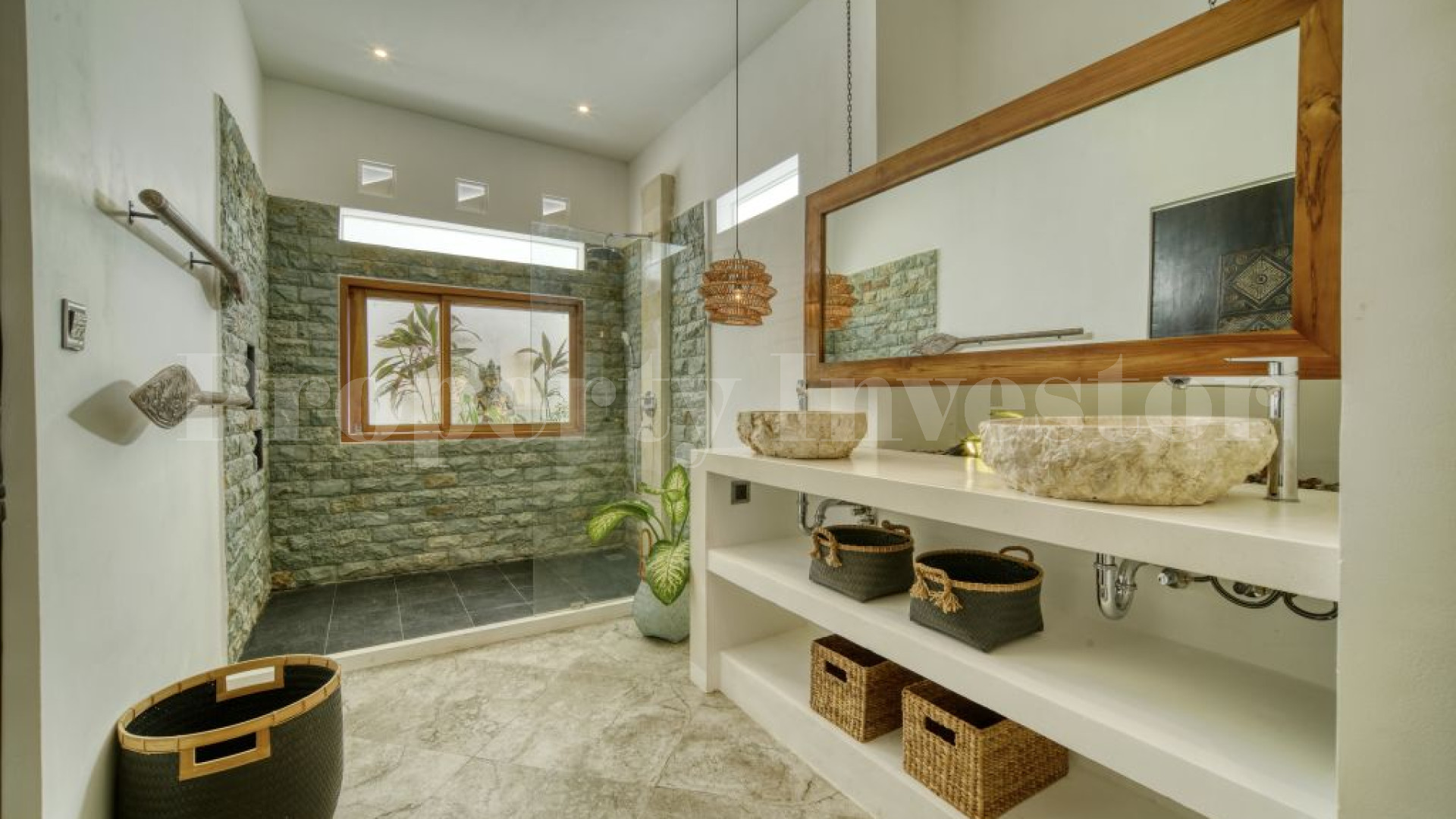 Stylish 2 Bedroom Luxury Beachside Villa for Sale in Canggu Pererenan, Bali