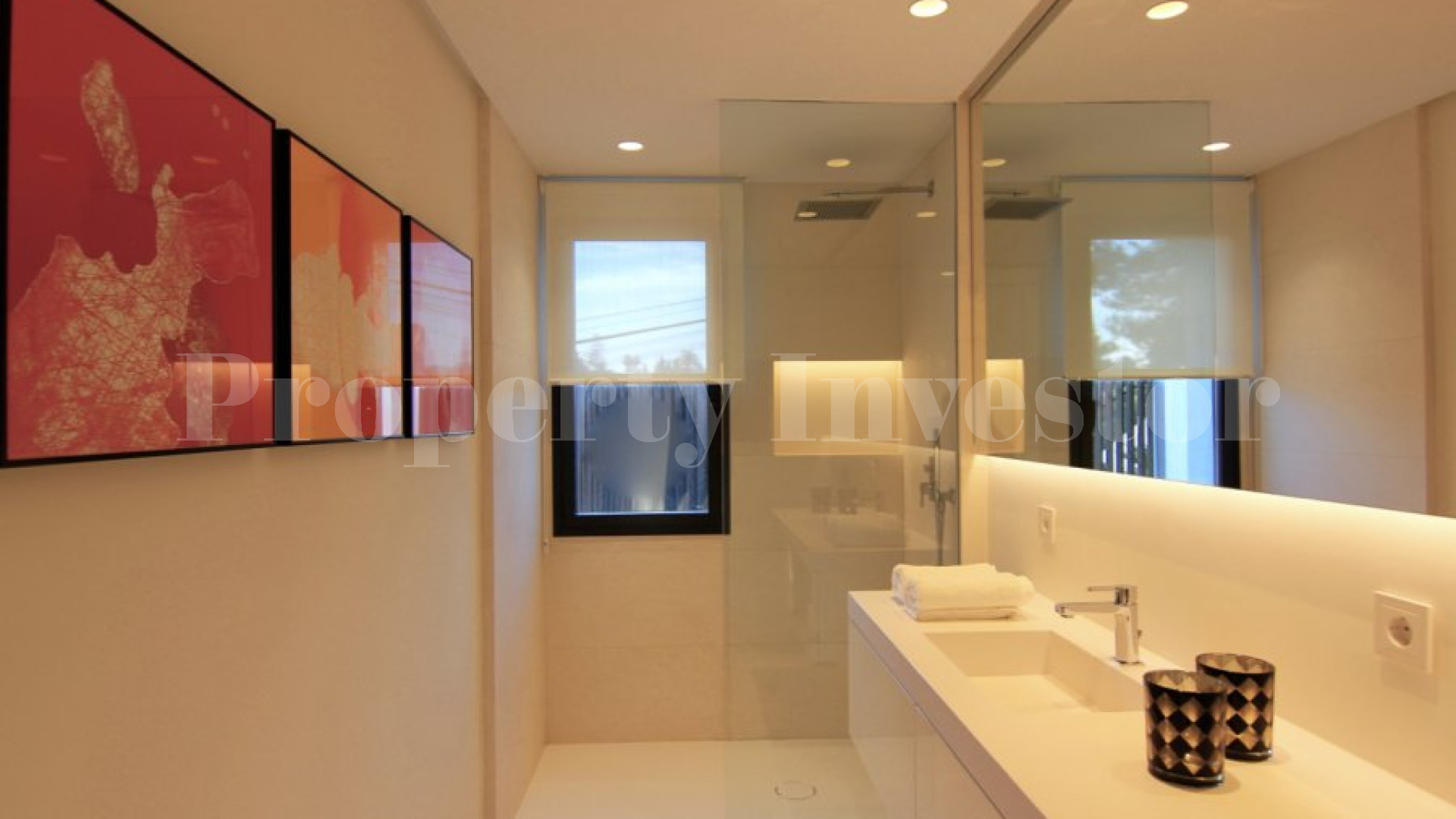 Продаётся красивая дизайнерская вилла с 4 спальнями в Нуэва Андалусия, Марбелья