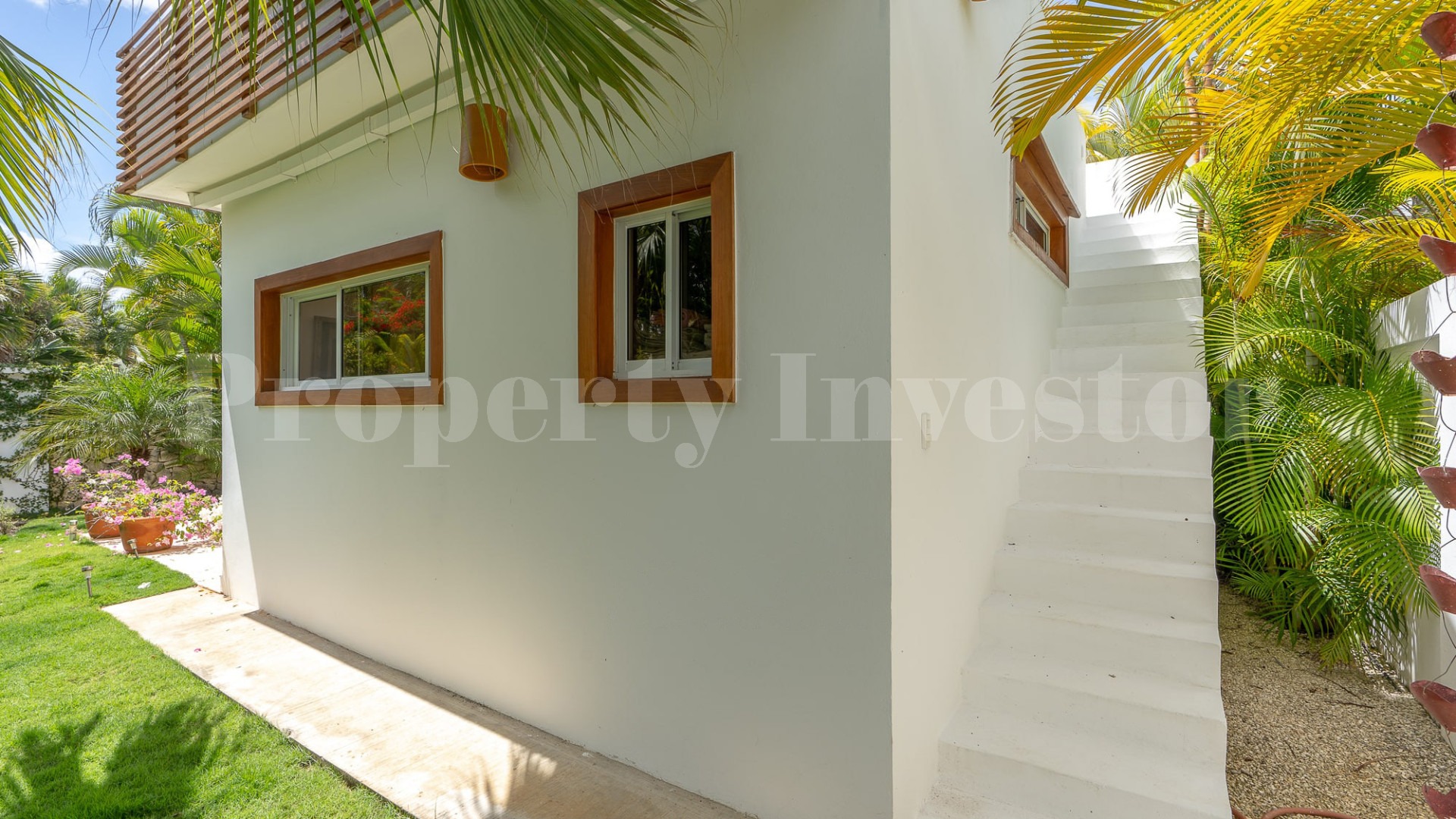 Magnificent 5 Bedroom Private Colonial Style Beachfront Villa for Sale in La Esperanza, Las Terrenas