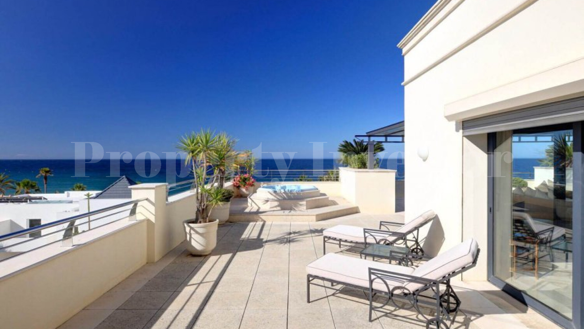 Absolute Frontline 3 Bedroom Sea View Duplex Penthouse in Oasis de Banús