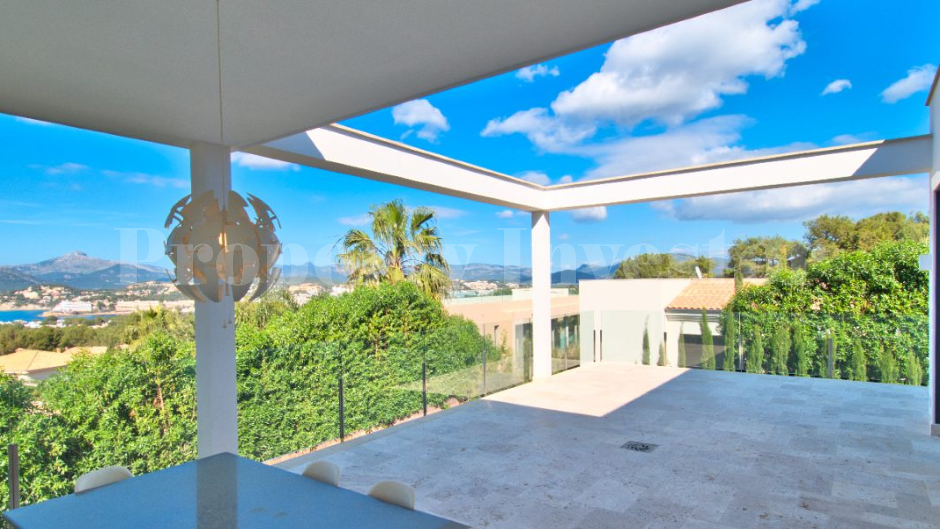 Modern 5 Bedroom Villa with Sea Views in Nova Santa Ponsa