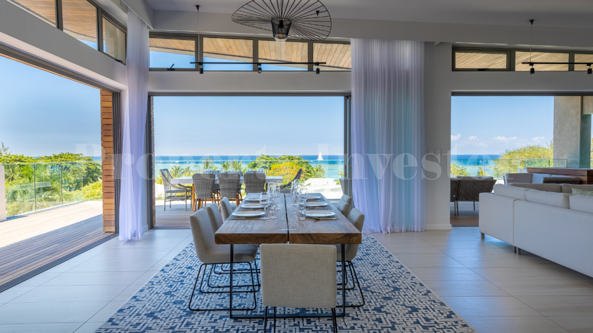 Exclusive 4 Bedroom Waterfront Penthouse in Tamarin (Block A)