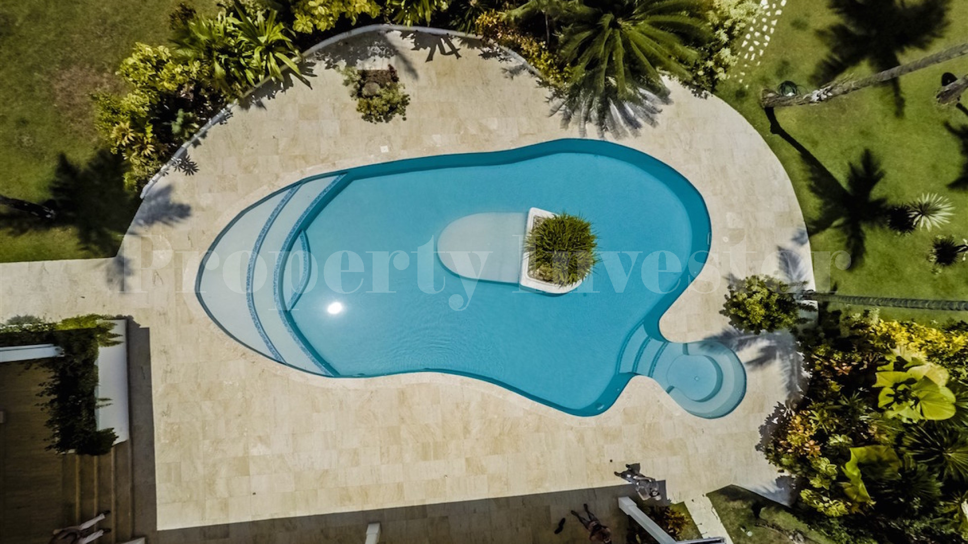 Самая восхитительная и роскошная вилла с 4 спальнями в Лас Терренас